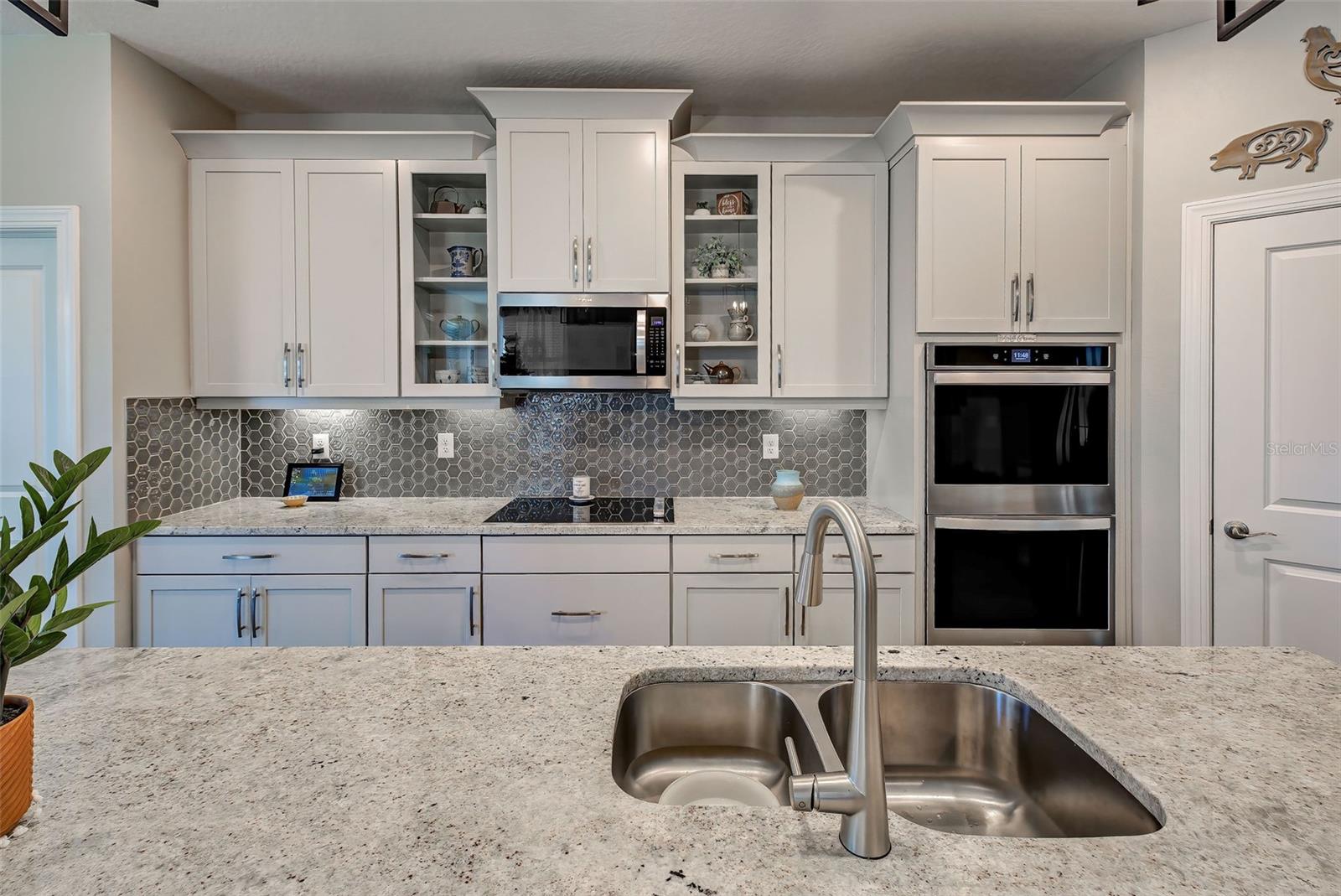 Image 10 of 26 For 451 Daylily Boulevard