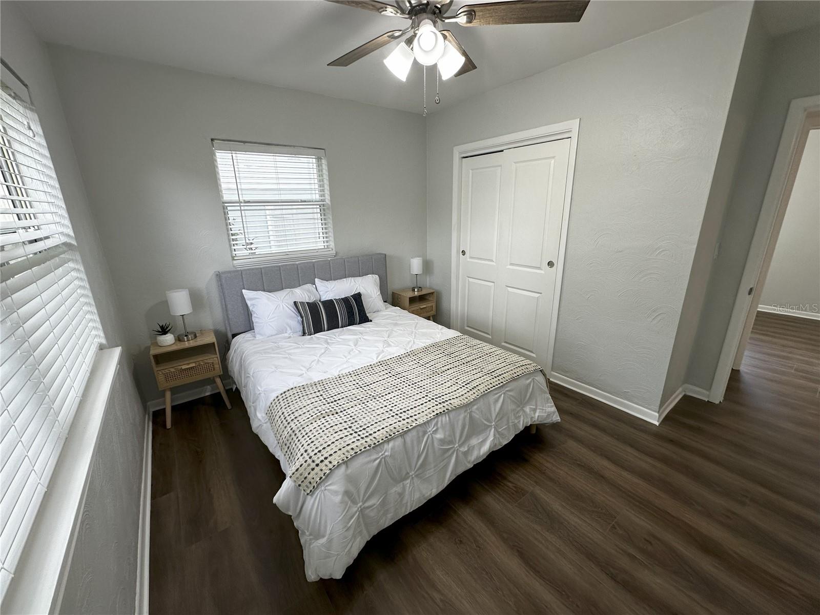 Image 21 of 39 For 906 Idlewild Avenue