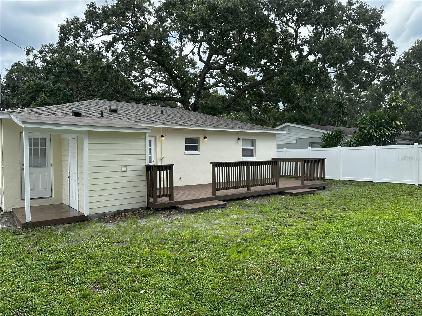 Image 31 of 39 For 906 Idlewild Avenue