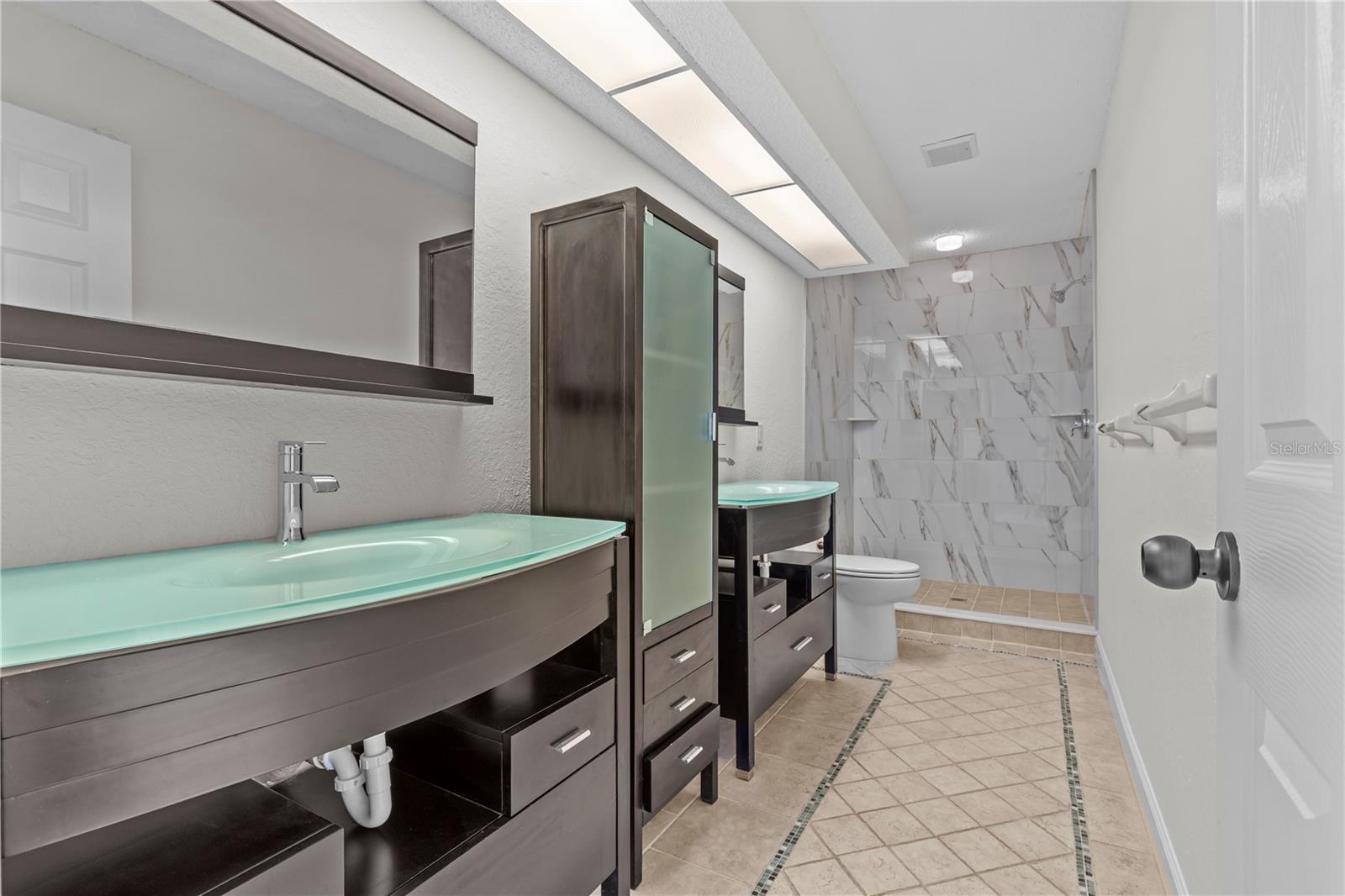 Image 16 of 34 For 4450 Dior Road