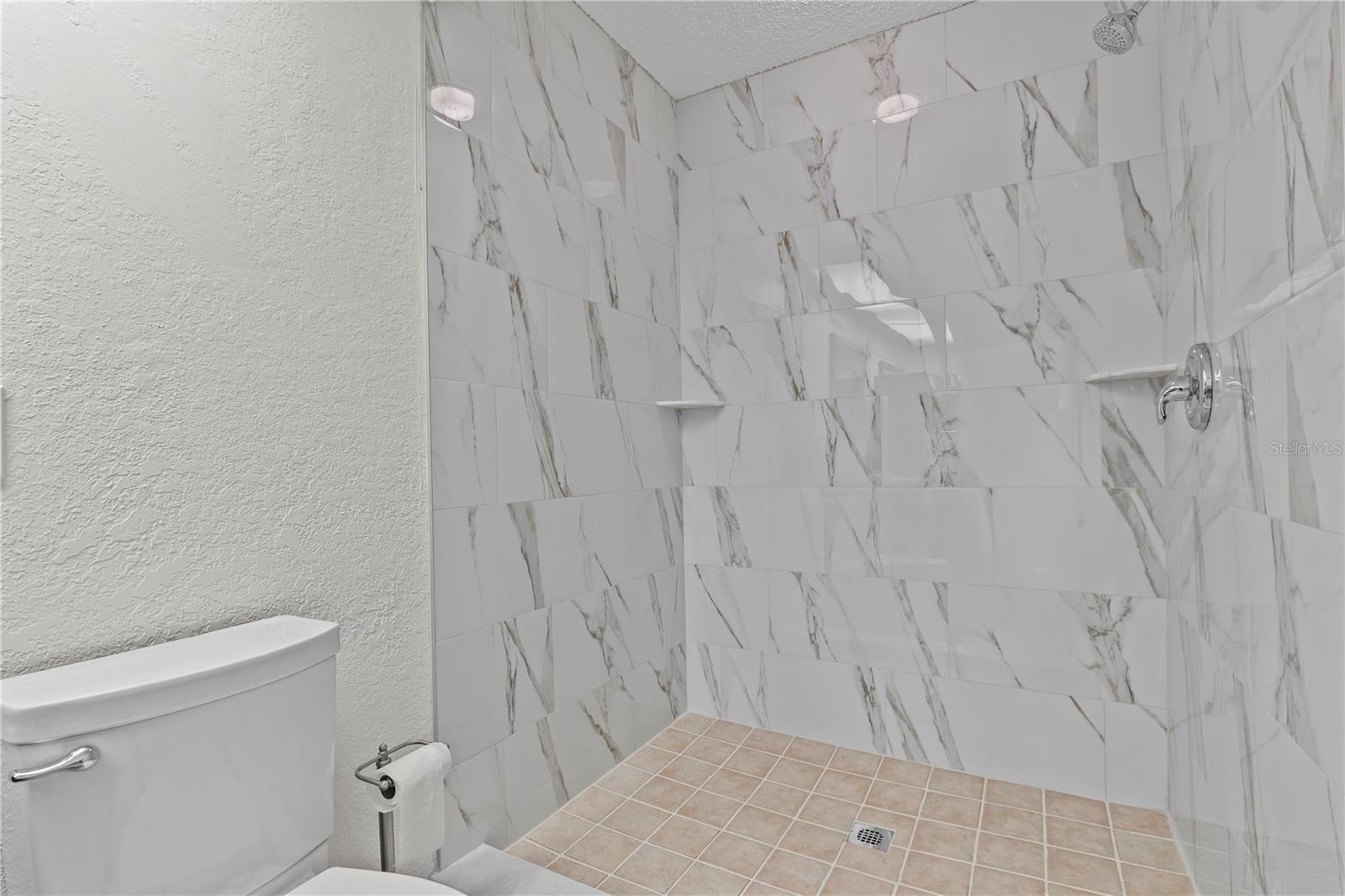 Image 17 of 34 For 4450 Dior Road