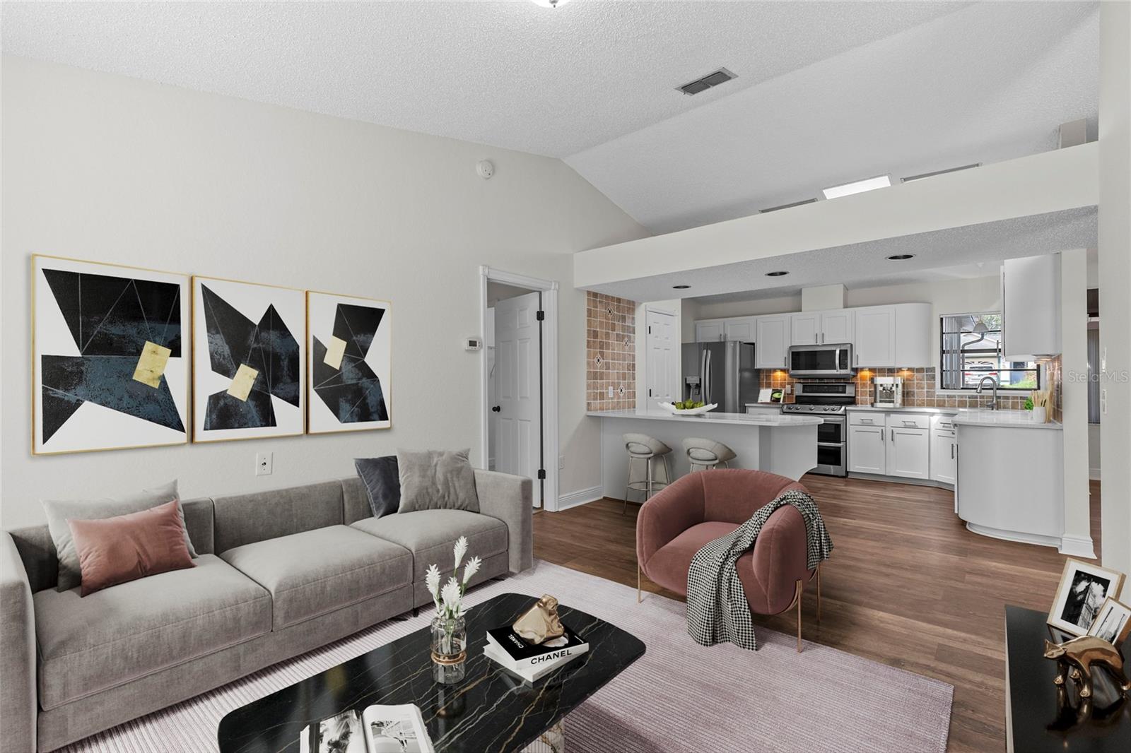 Image 5 of 34 For 4450 Dior Road