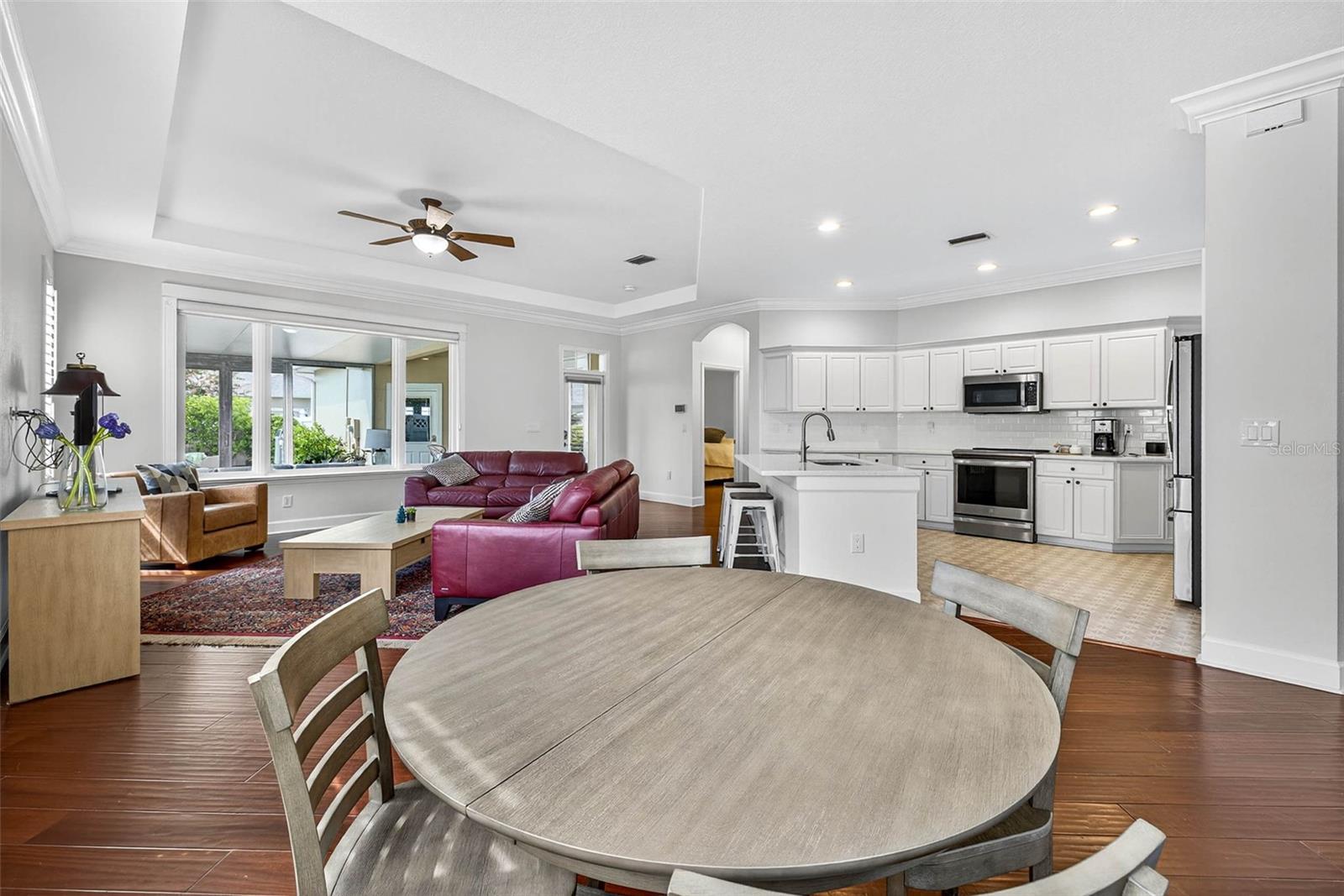 Image 15 of 70 For 9532 Cavendish Drive