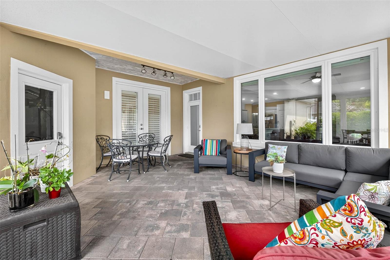 Image 41 of 70 For 9532 Cavendish Drive