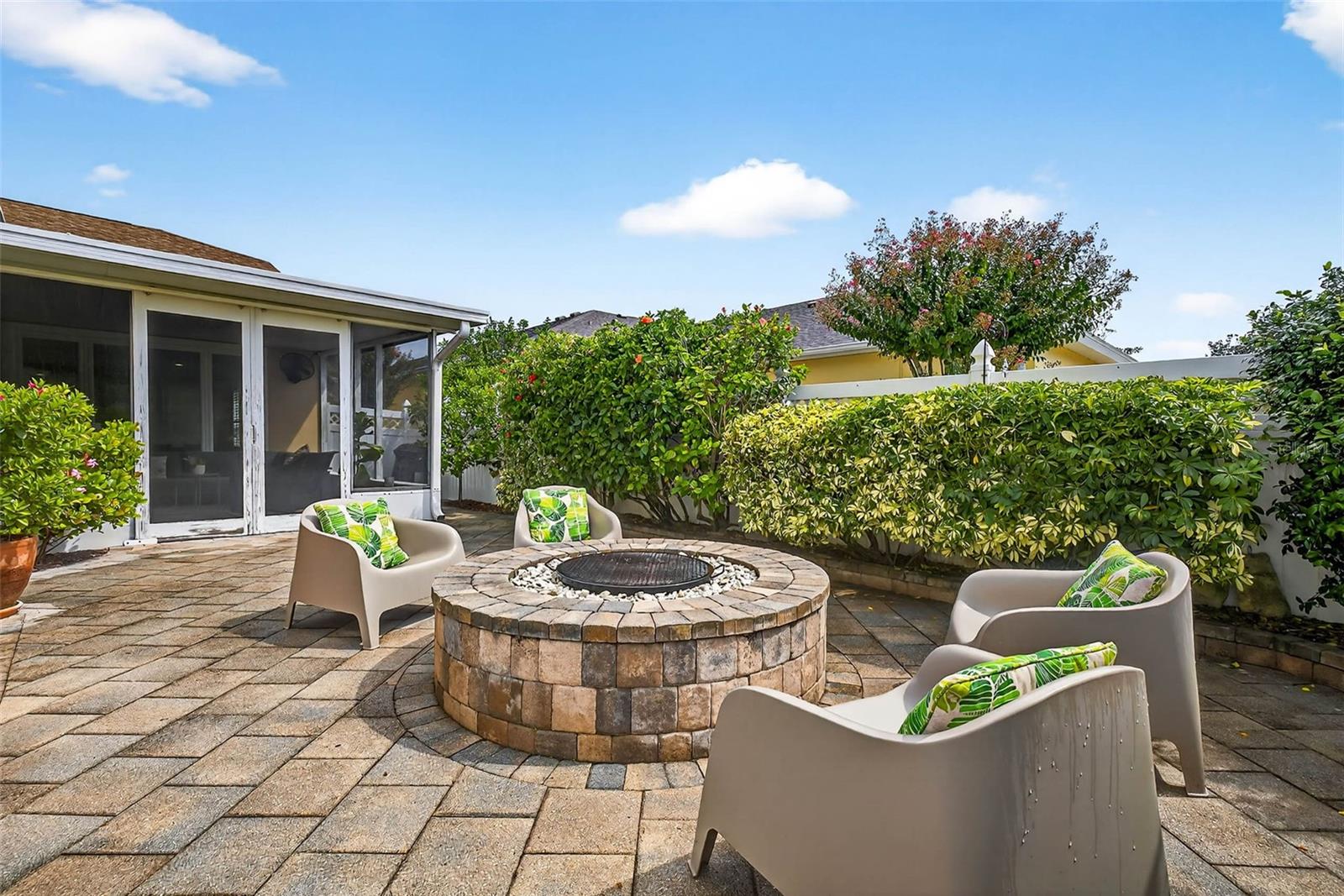 Image 42 of 70 For 9532 Cavendish Drive