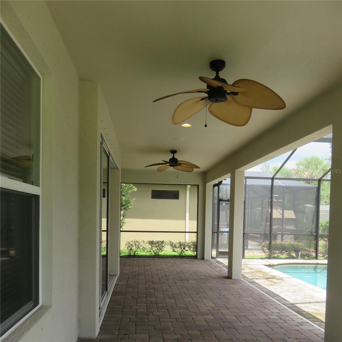 Image 19 of 21 For 11601 Maple Palm Way