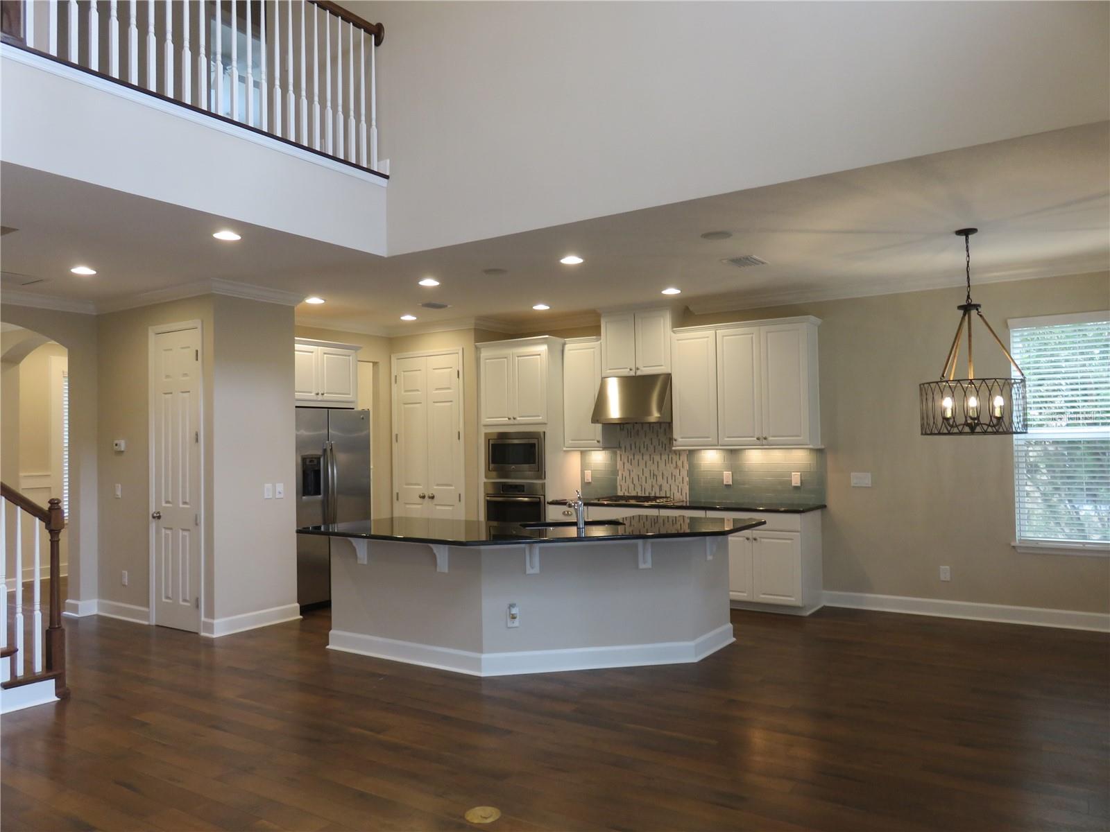 Image 2 of 21 For 11601 Maple Palm Way