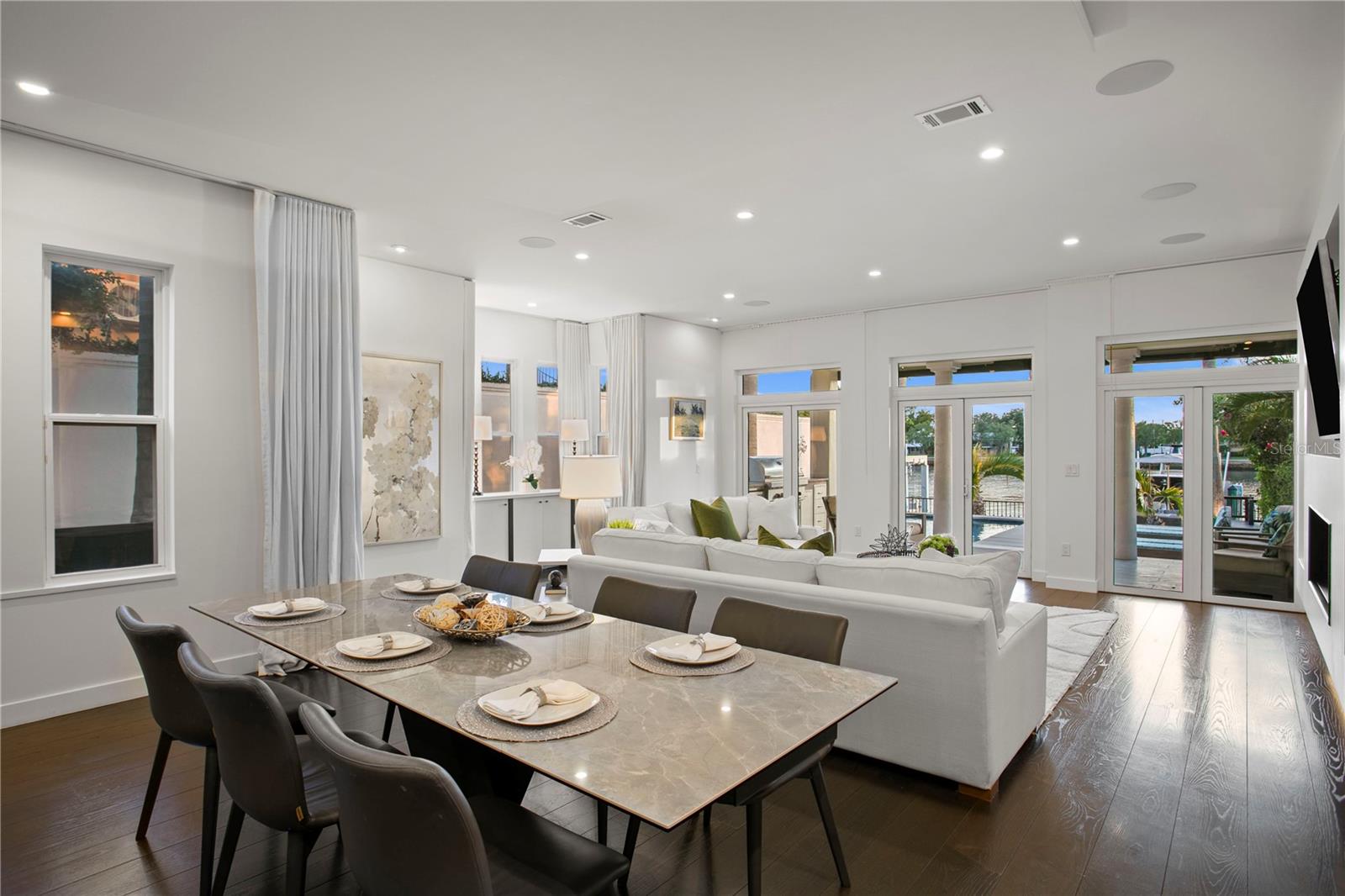 Image 15 of 89 For 1155 Abbeys Way
