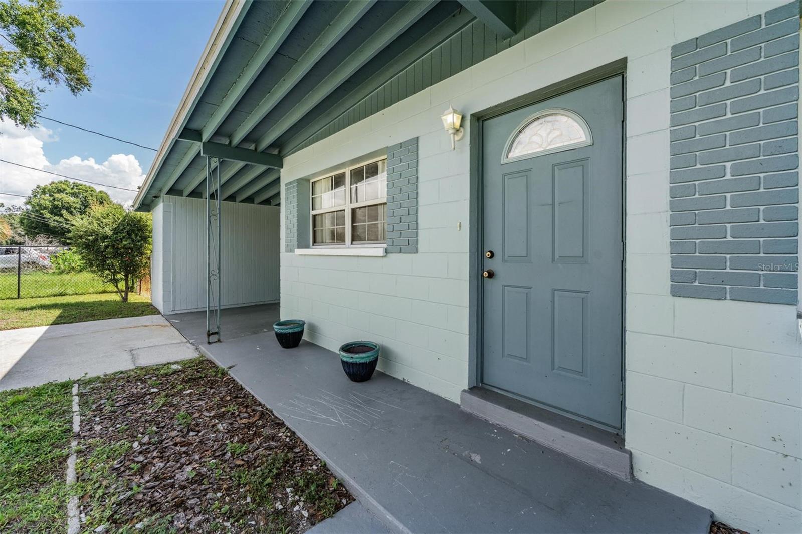 Listing photo id 20 for 4924 82nd Street