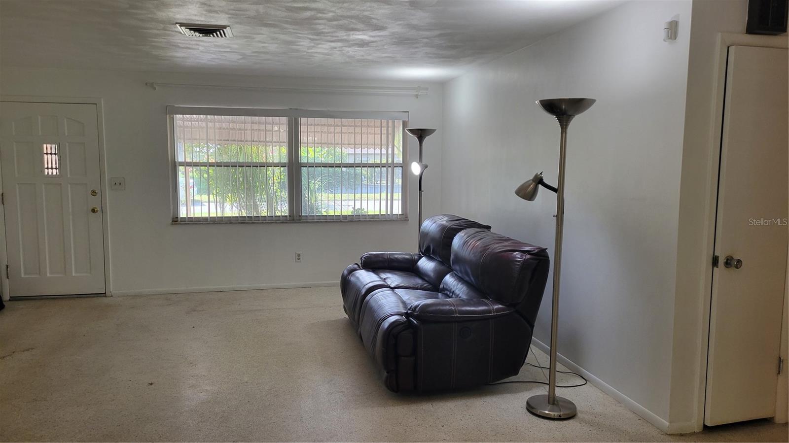 Image 12 of 12 For 1421 Heather Drive