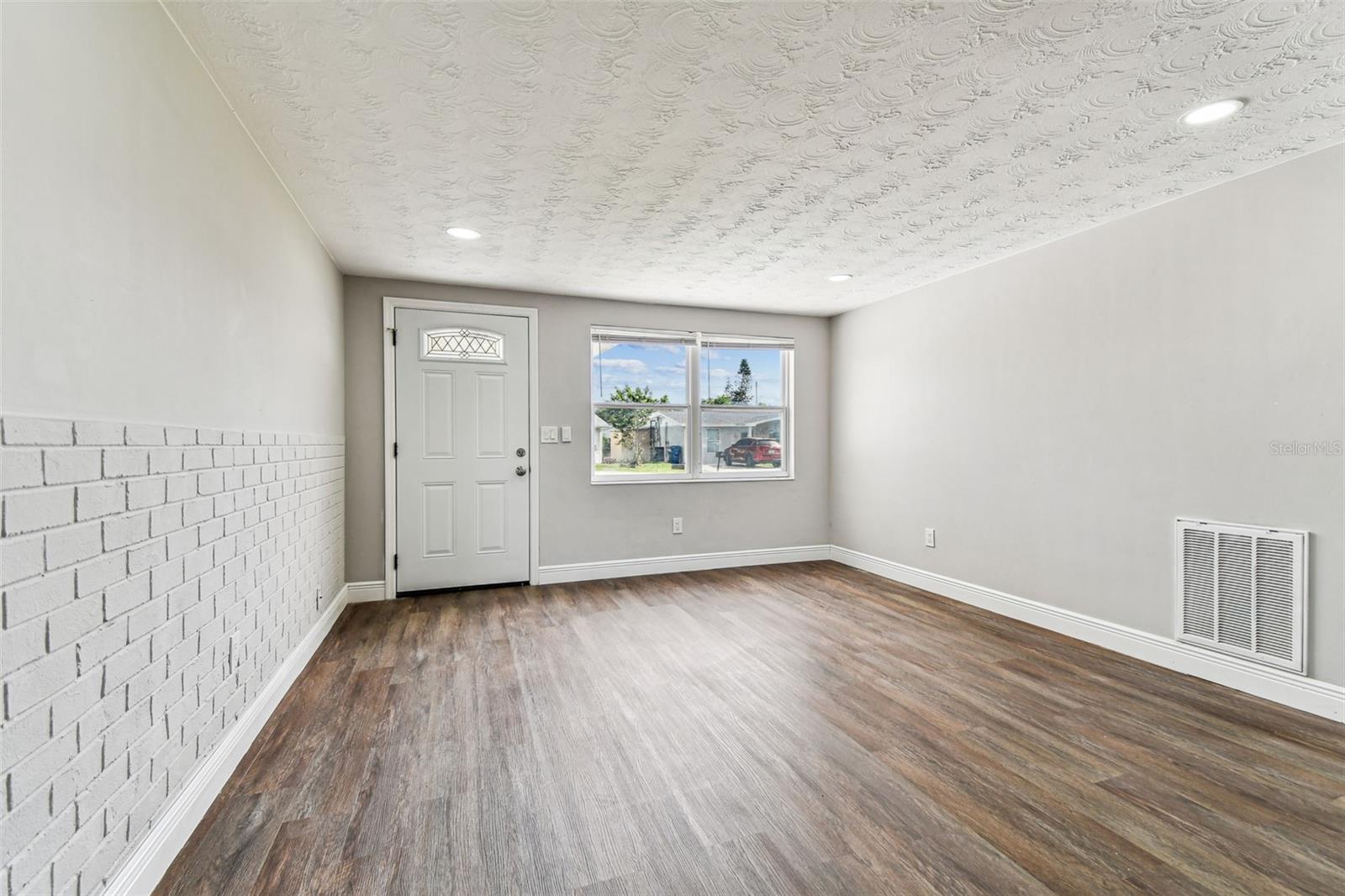 Image 10 of 70 For 3838 Sablewood Drive