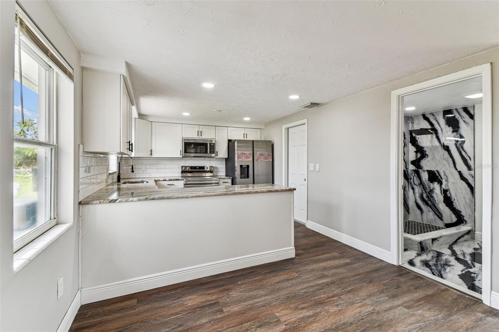 Image 19 of 70 For 3838 Sablewood Drive