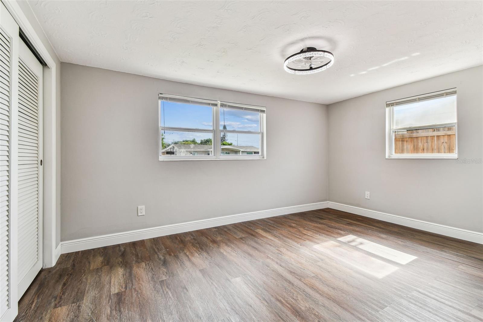 Image 31 of 70 For 3838 Sablewood Drive