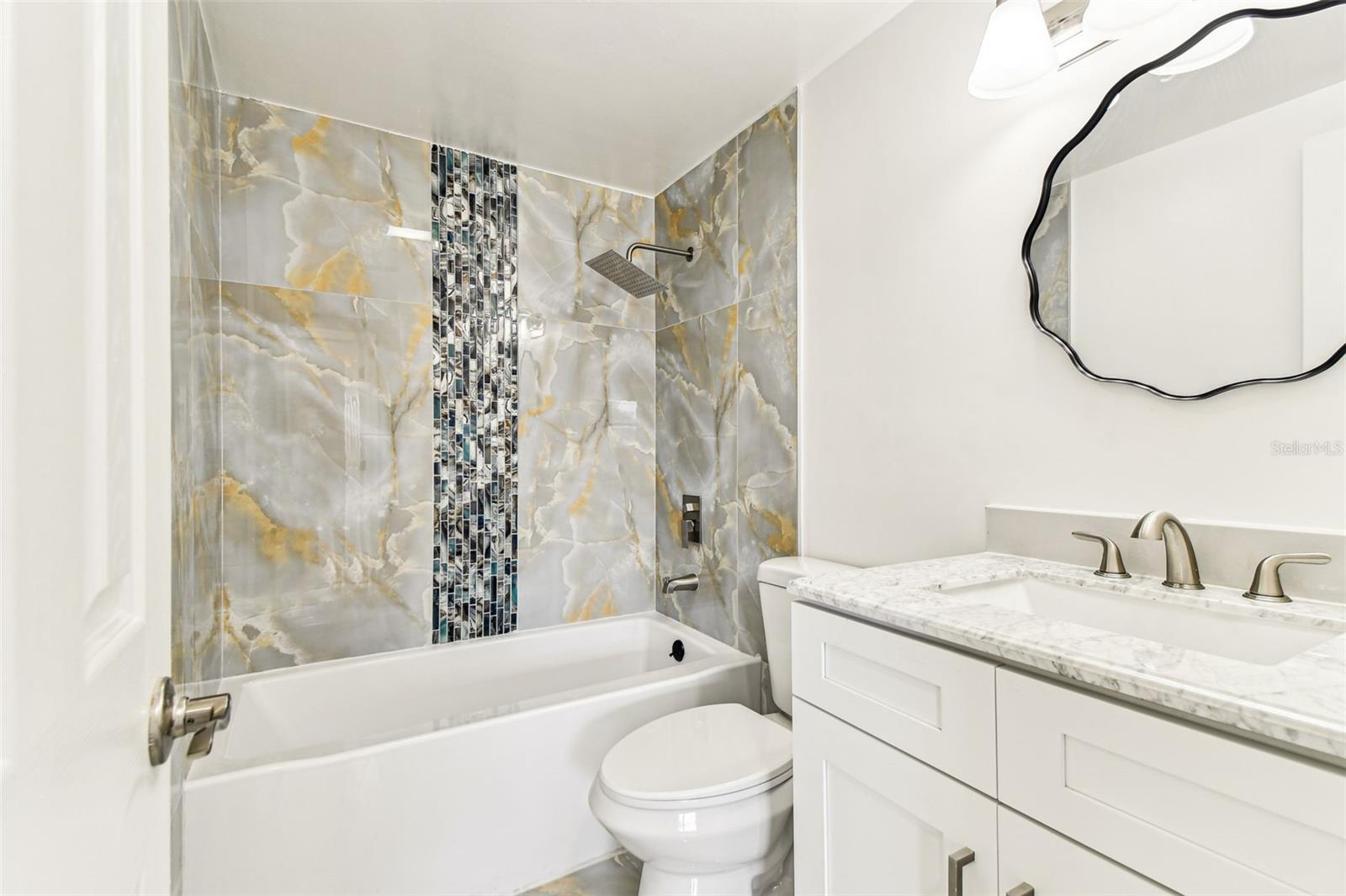 Image 36 of 70 For 3838 Sablewood Drive