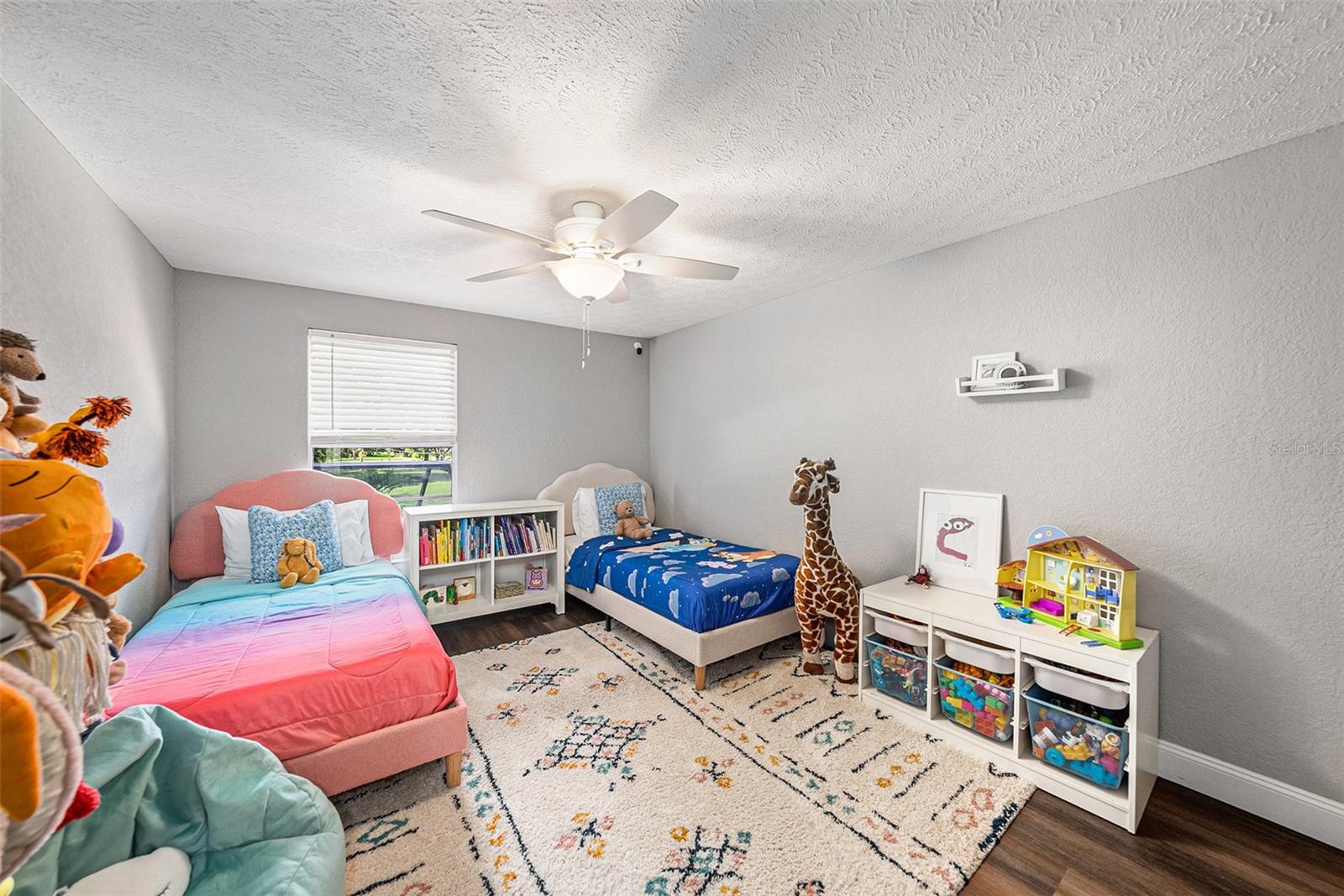 Image 17 of 22 For 17629 Whistling Lane
