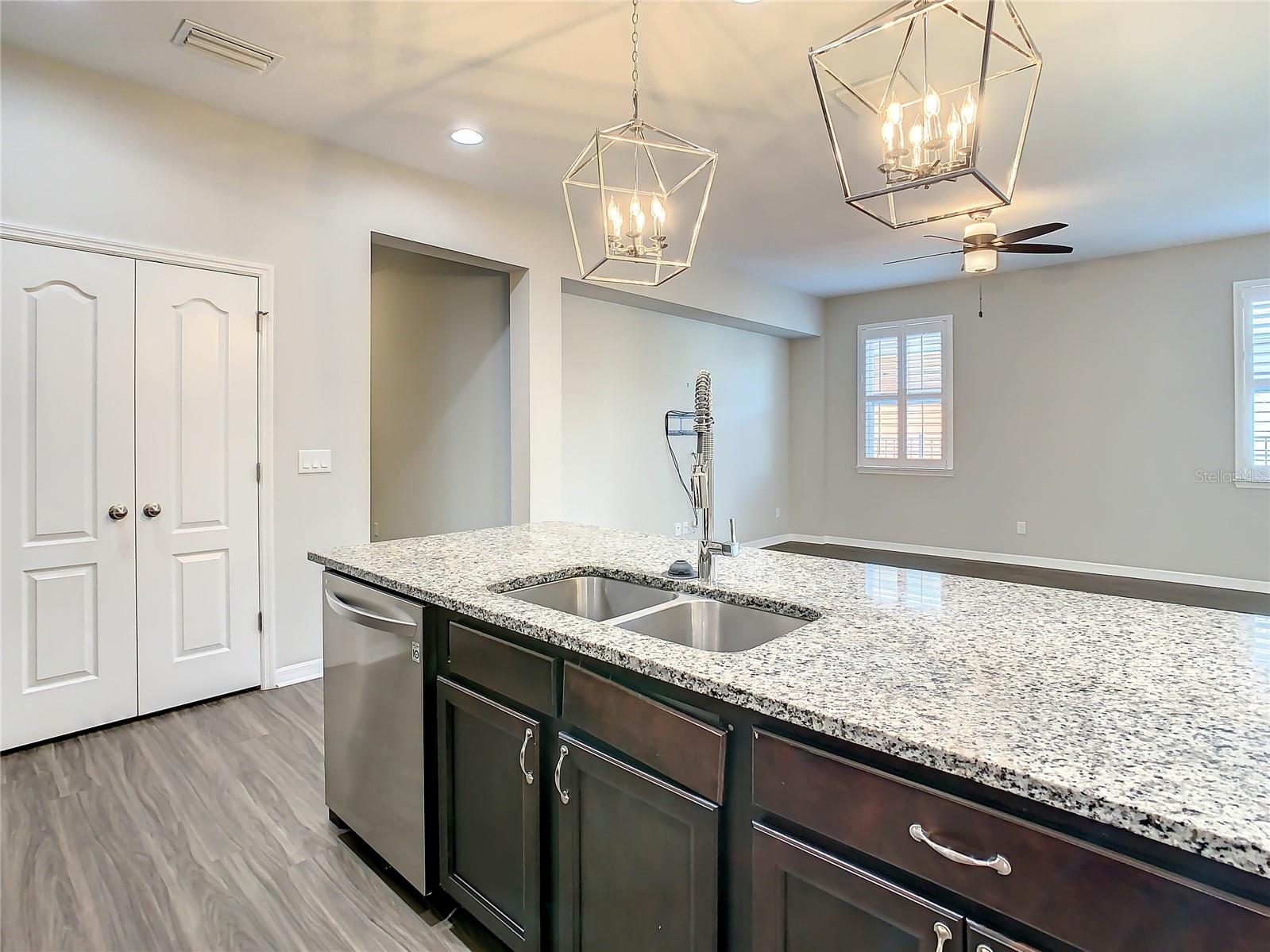 Image 25 of 70 For 14912 Caravan Avenue