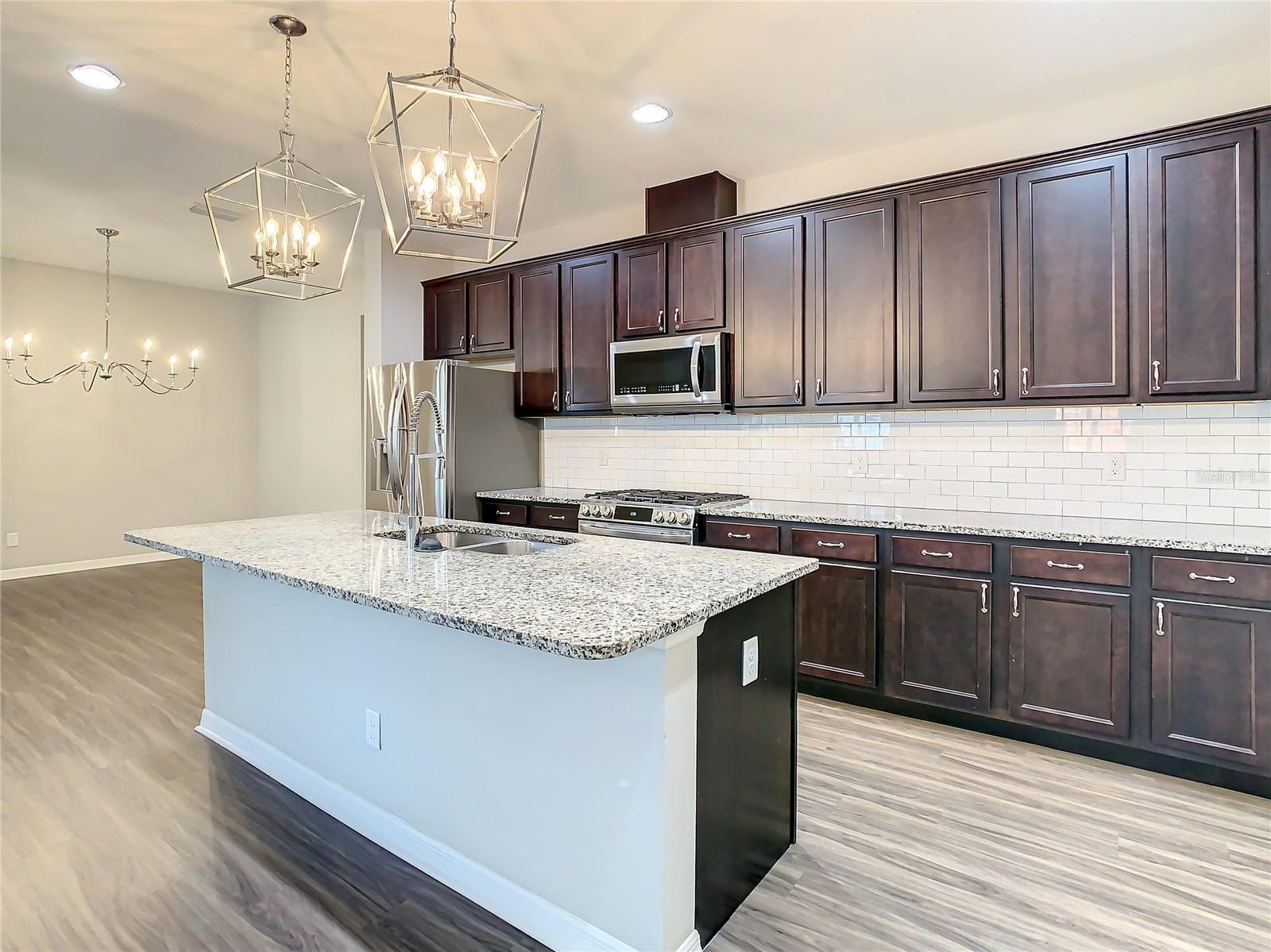 Image 3 of 70 For 14912 Caravan Avenue