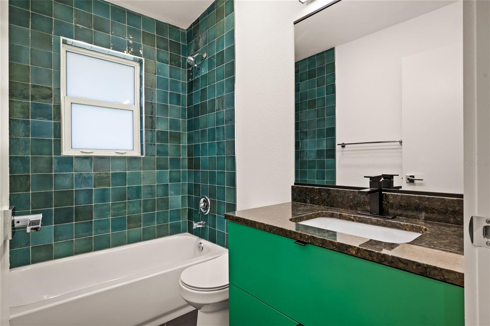 Image 5 of 11 For 25 Turner Street 3