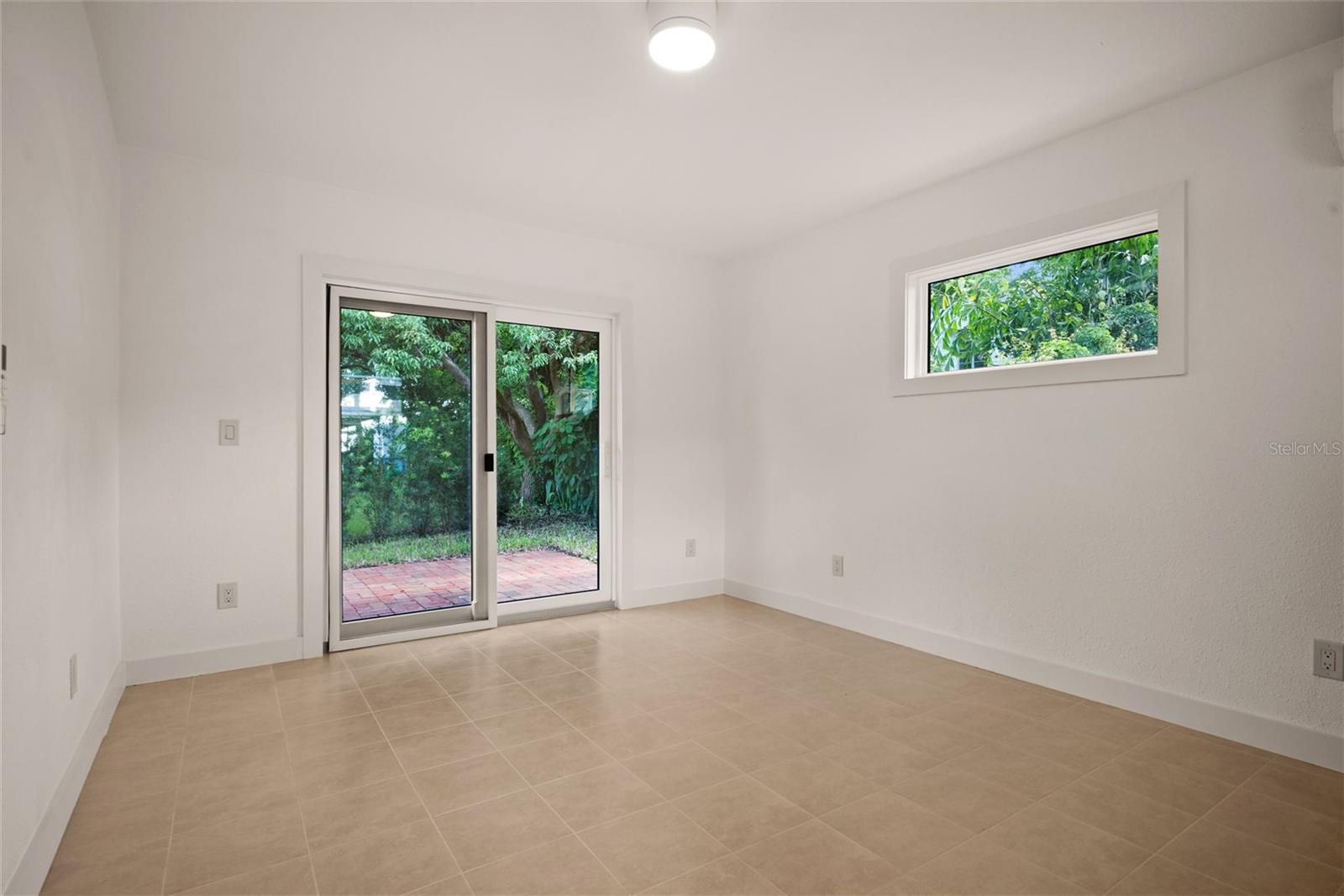 Image 8 of 11 For 25 Turner Street 3