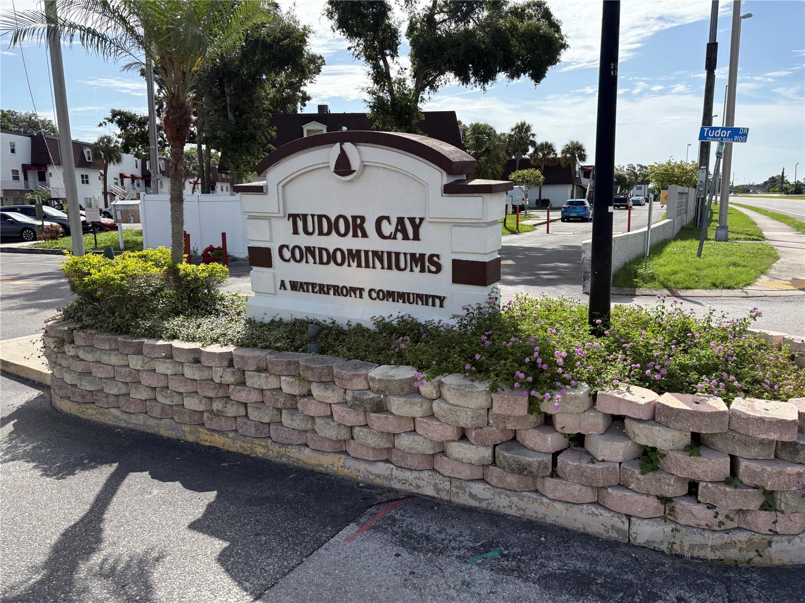 Details for 9218 Tudor Drive P101, TAMPA, FL 33615