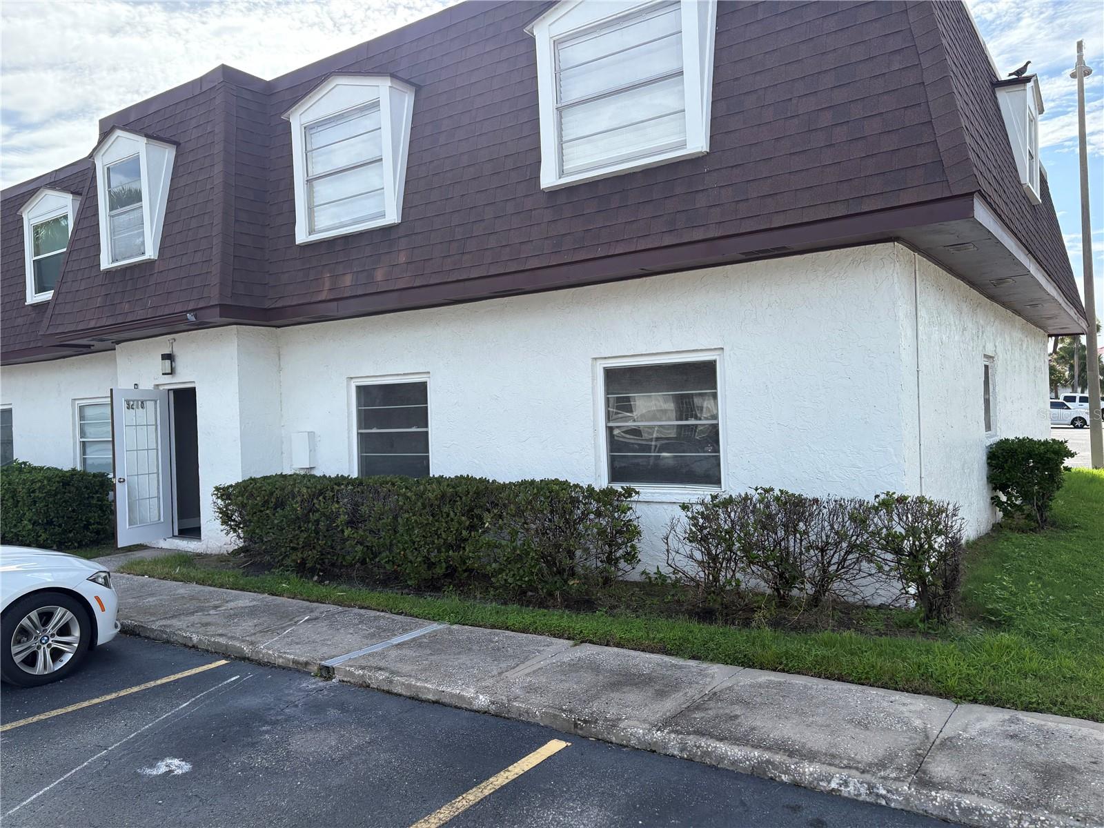 Image 2 of 11 For 9218 Tudor Drive P101