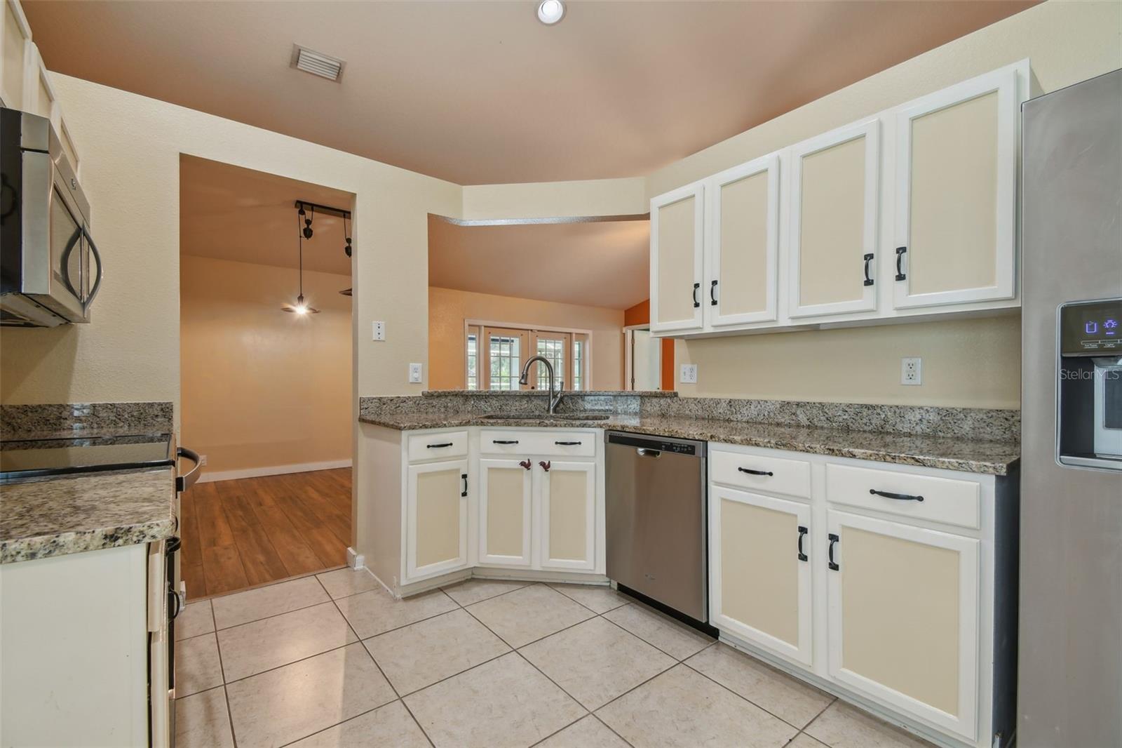 Image 19 of 66 For 2617 Pegasus Court