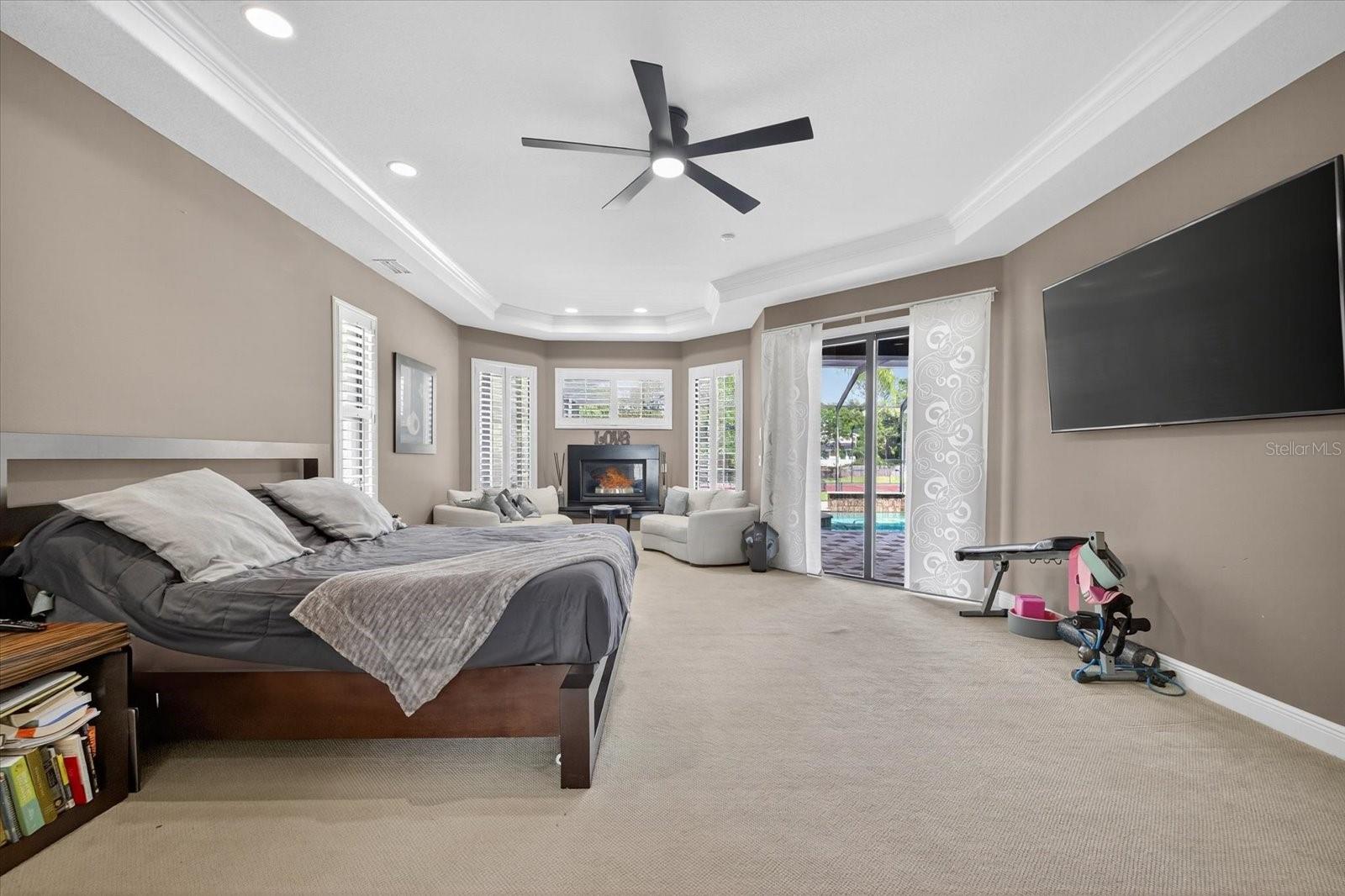 Image 21 of 66 For 2555 Bryan Lane