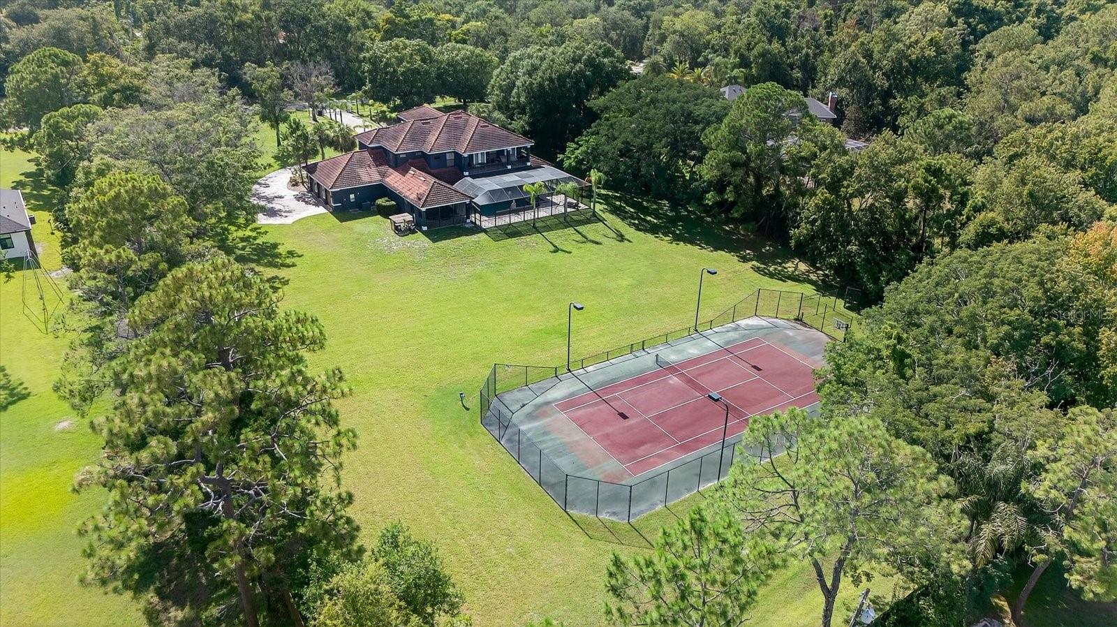 Image 4 of 66 For 2555 Bryan Lane