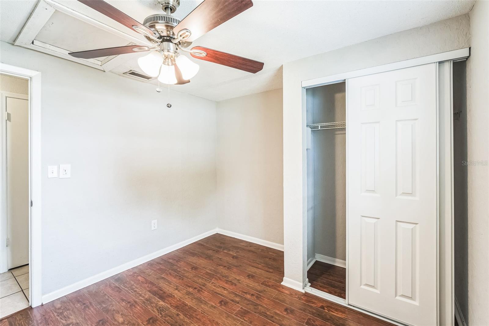 Image 19 of 30 For 5620 90th Avenue N