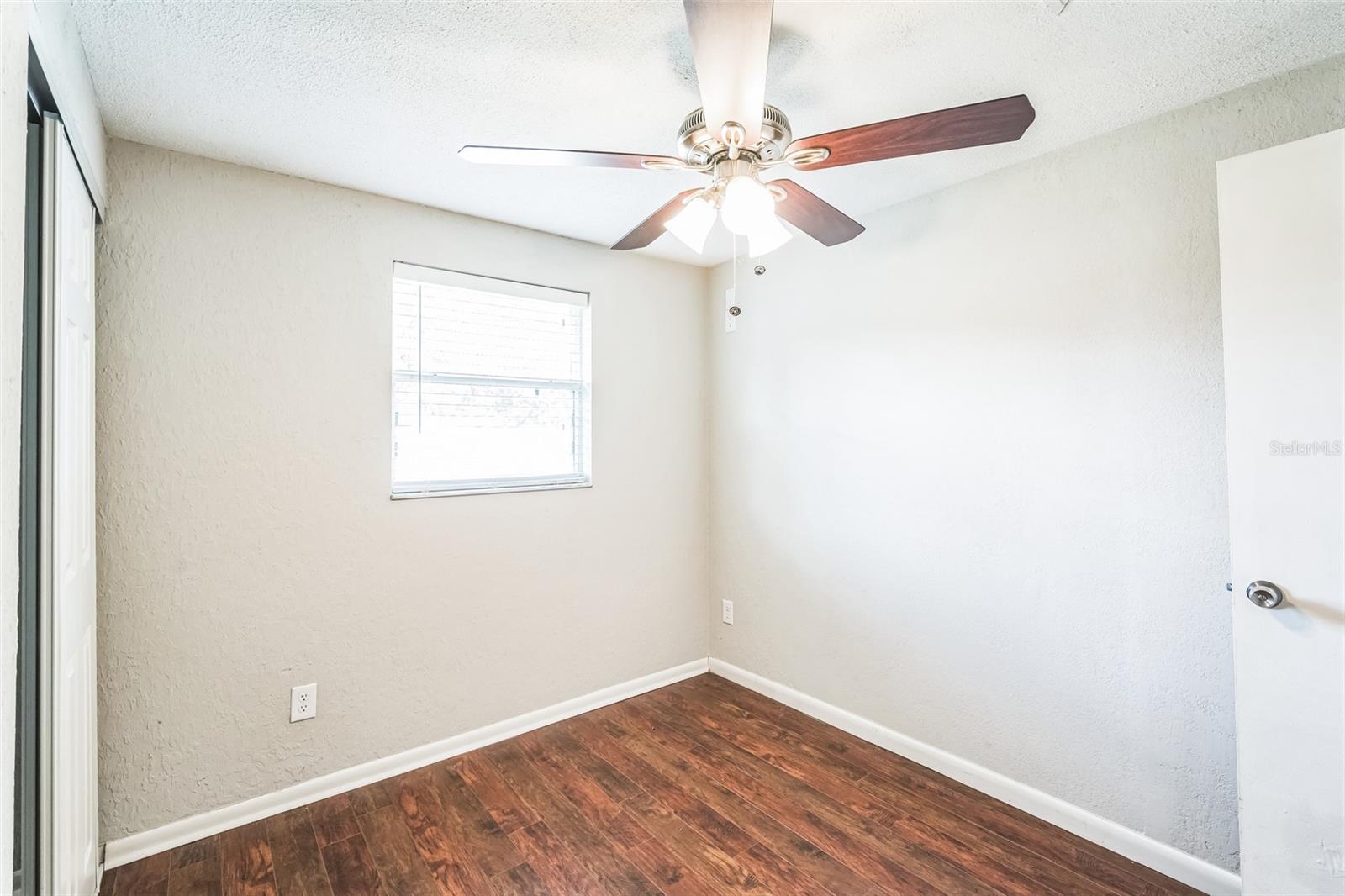 Image 20 of 30 For 5620 90th Avenue N