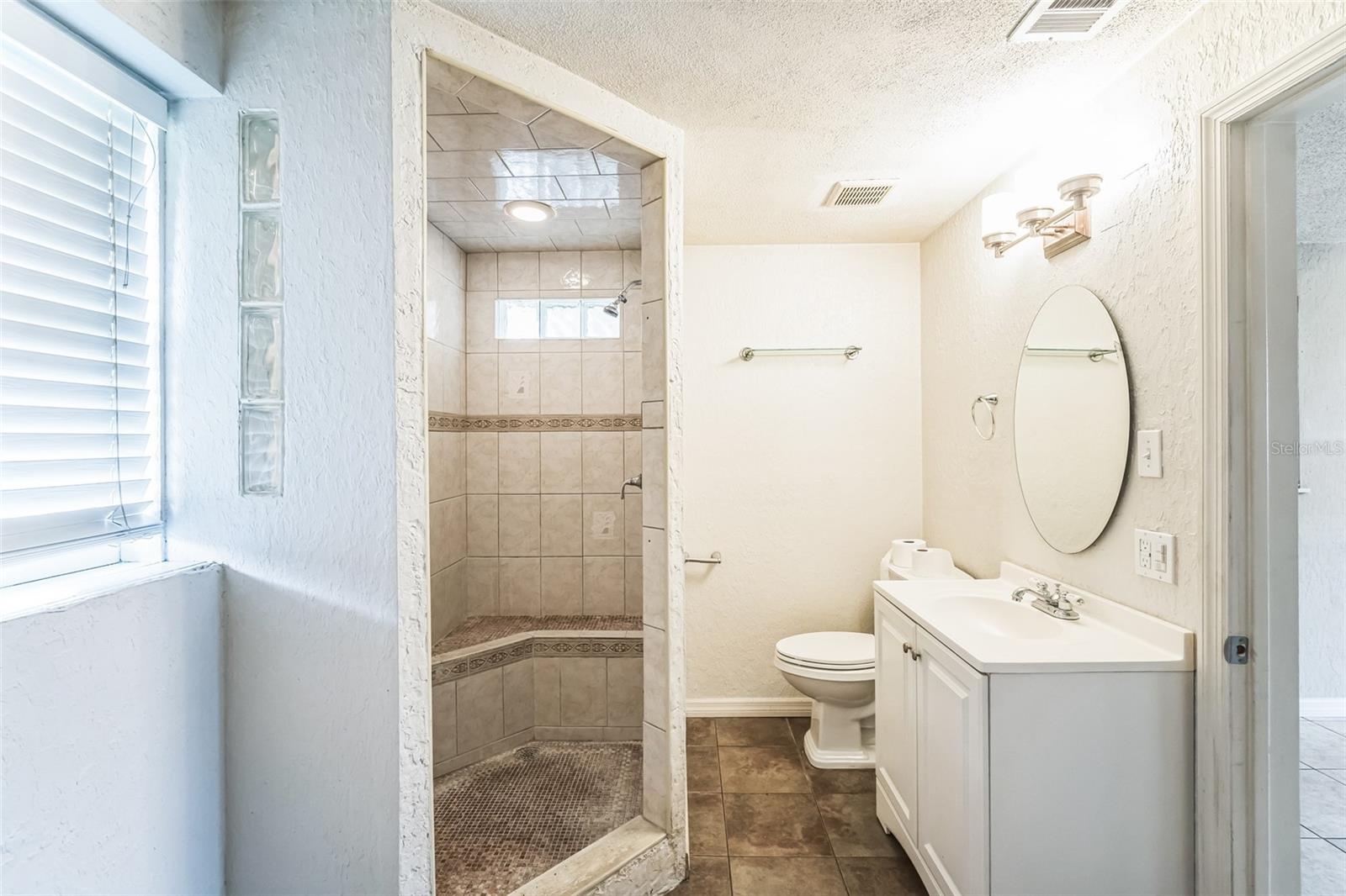 Image 6 of 30 For 5620 90th Avenue N
