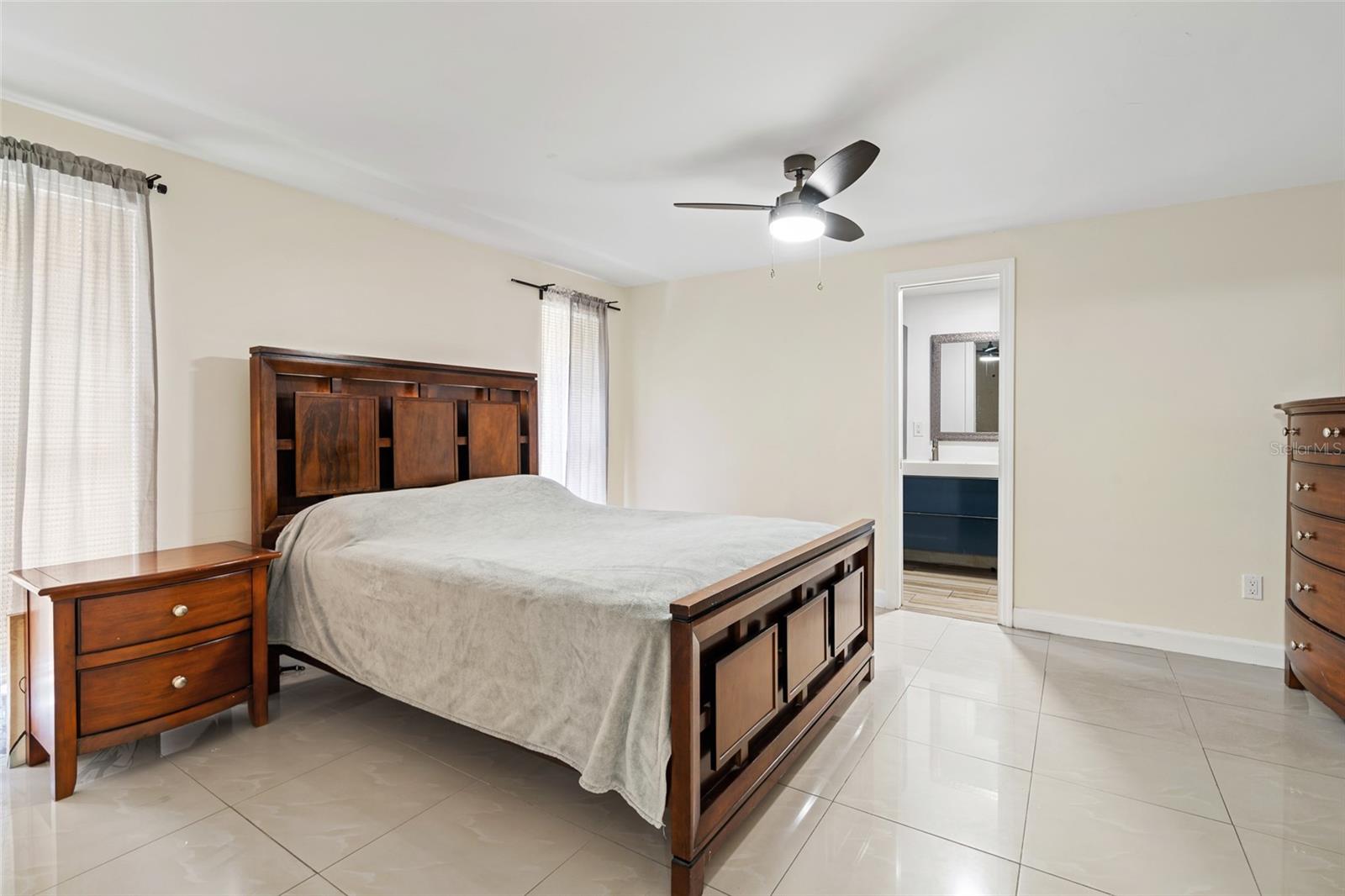 Image 5 of 11 For 9014 Wheathill Way
