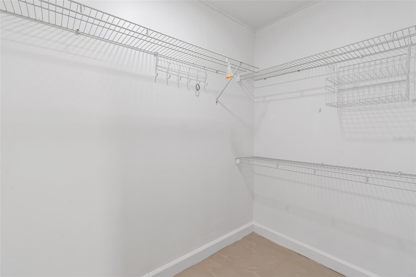 Image 7 of 11 For 9014 Wheathill Way