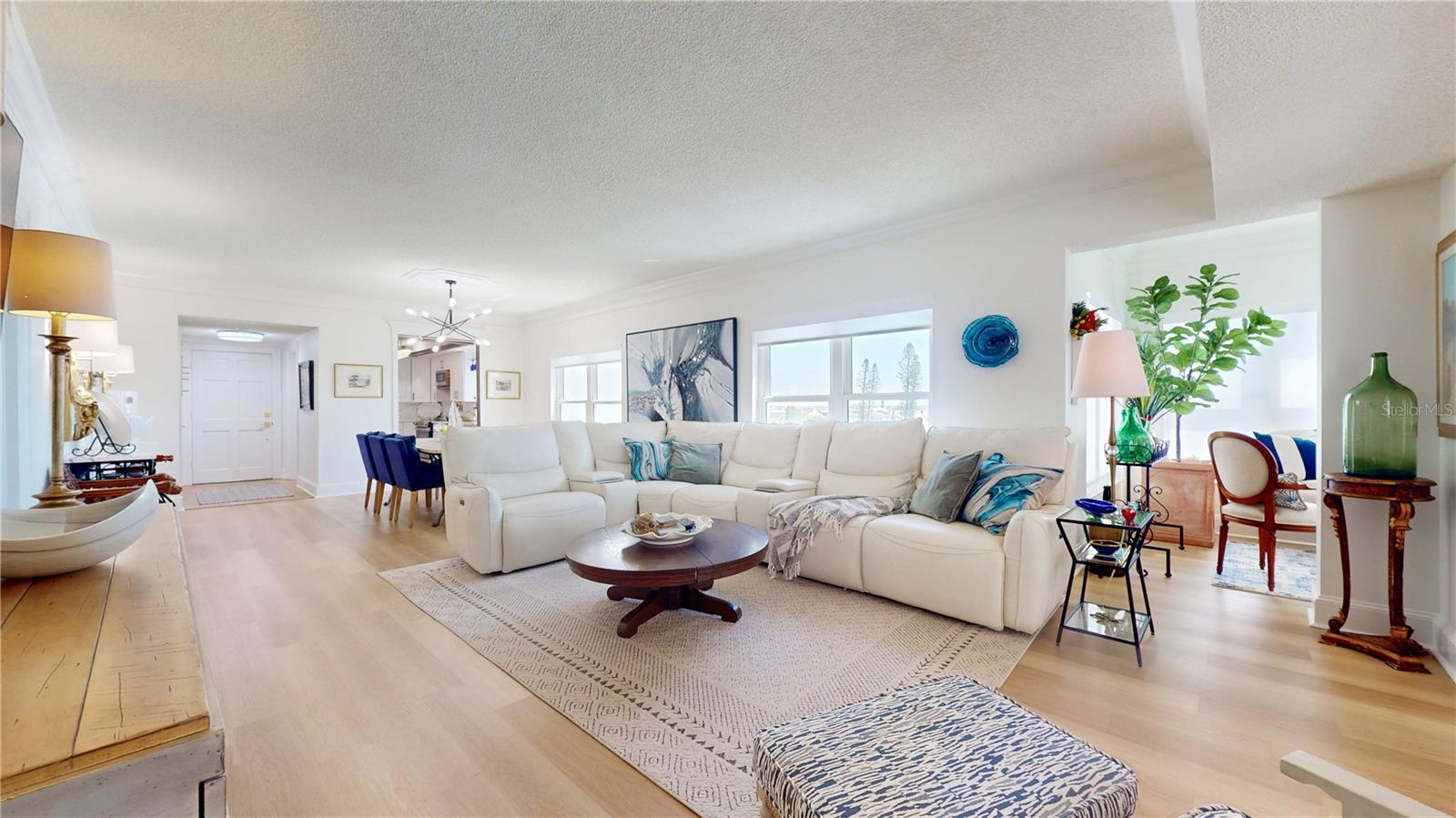 Image 10 of 59 For 4950 Gulf Boulevard 501