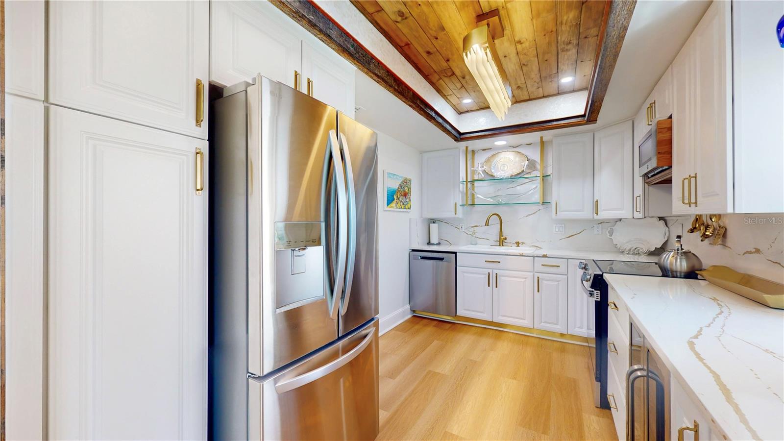 Image 16 of 59 For 4950 Gulf Boulevard 501
