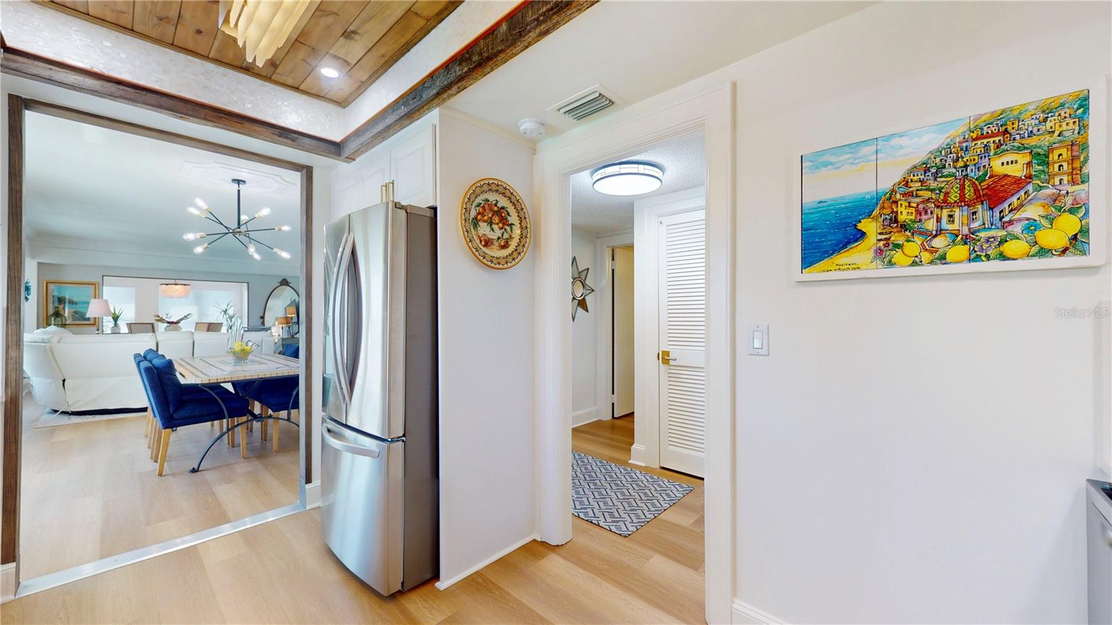 Image 17 of 59 For 4950 Gulf Boulevard 501
