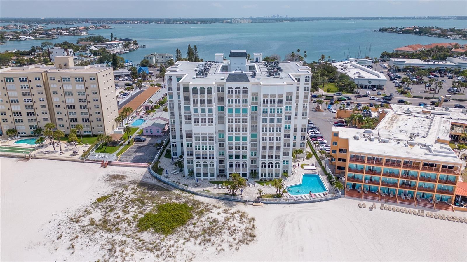 Image 2 of 59 For 4950 Gulf Boulevard 501
