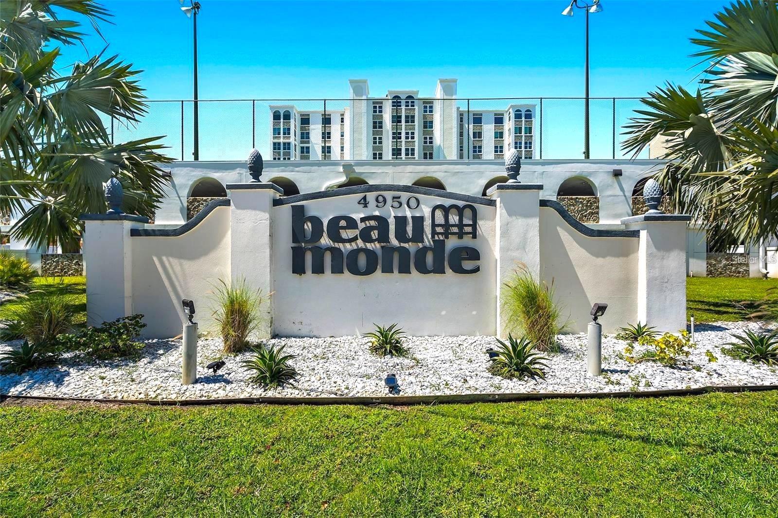 Image 4 of 59 For 4950 Gulf Boulevard 501