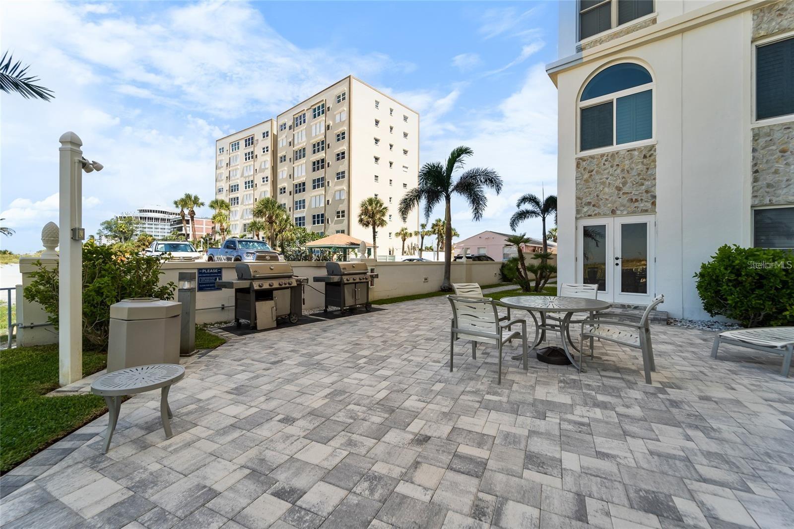 Image 45 of 59 For 4950 Gulf Boulevard 501
