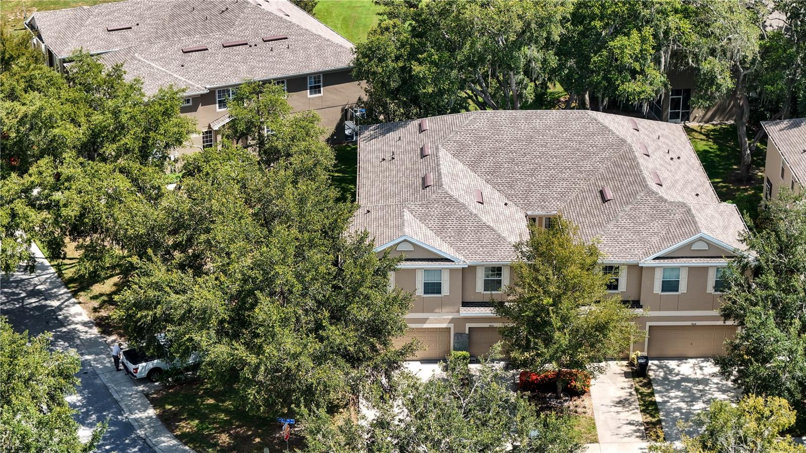 Image 2 of 39 For 9802 Blue Palm Way