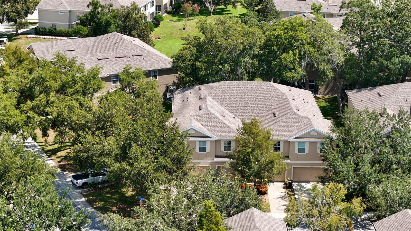Image 33 of 39 For 9802 Blue Palm Way