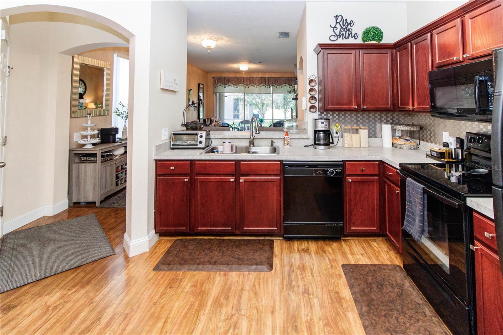 Image 5 of 39 For 9802 Blue Palm Way