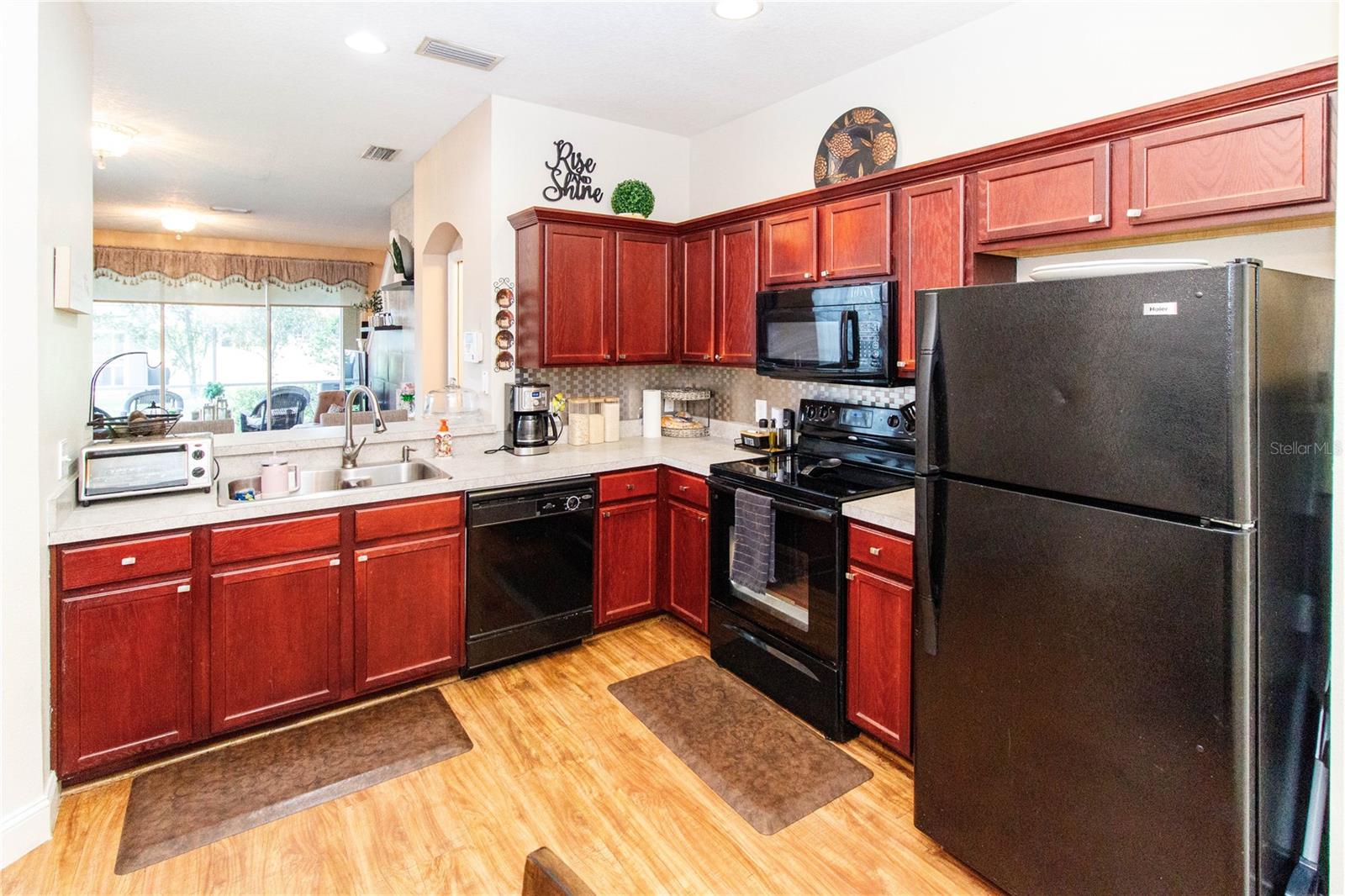 Image 6 of 39 For 9802 Blue Palm Way