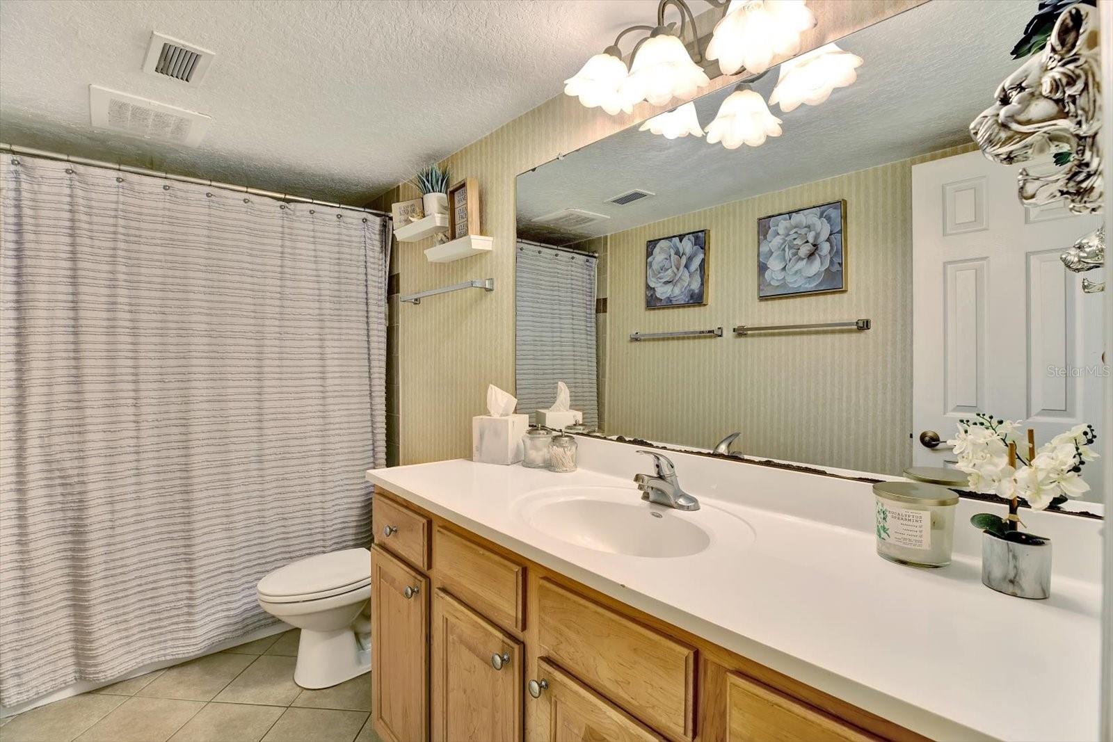 Image 15 of 21 For 6100 Gulfport Boulevard S 111