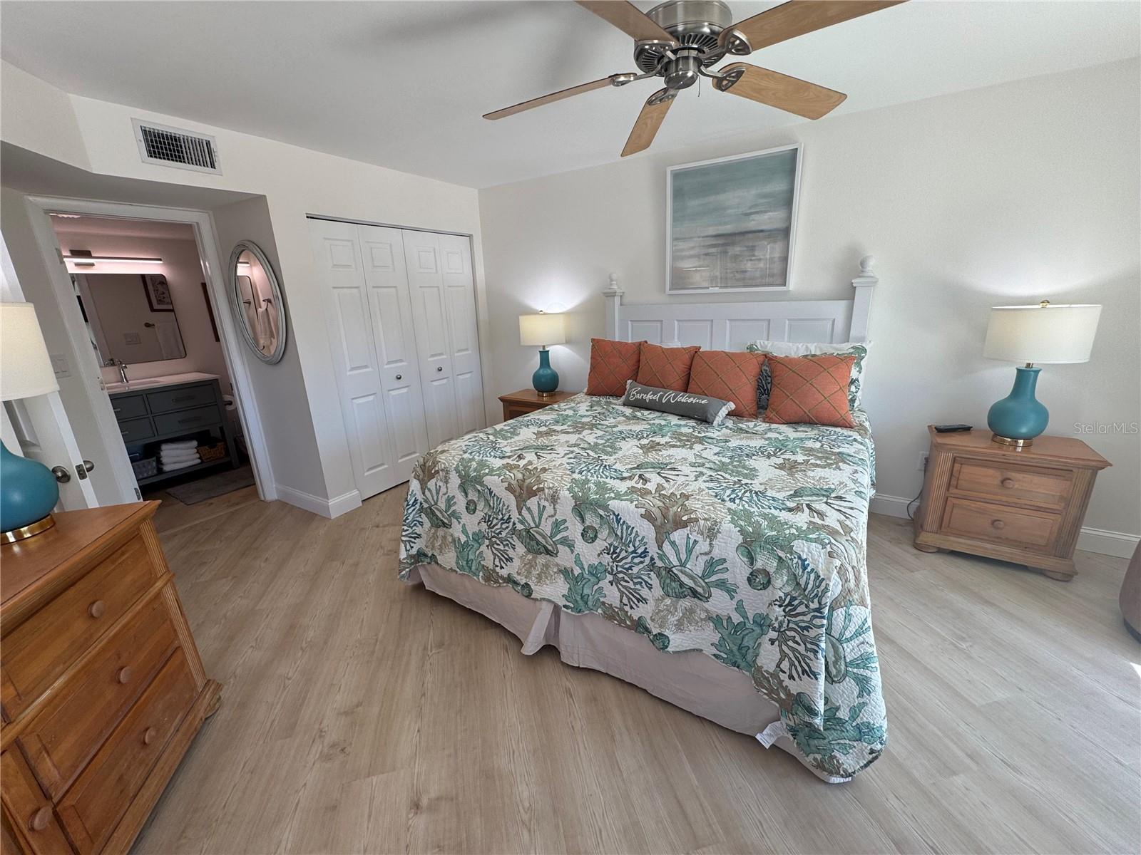 Image 15 of 50 For 2571 Cyprus Drive 1-202
