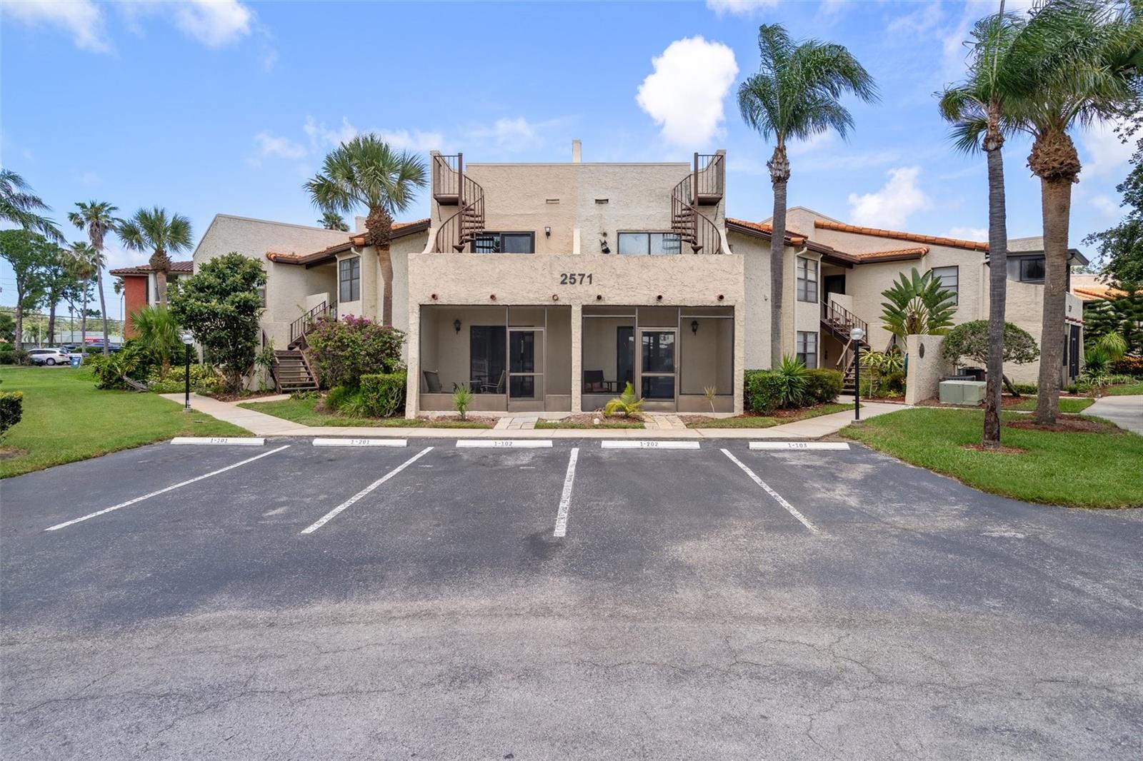 Image 26 of 50 For 2571 Cyprus Drive 1-202