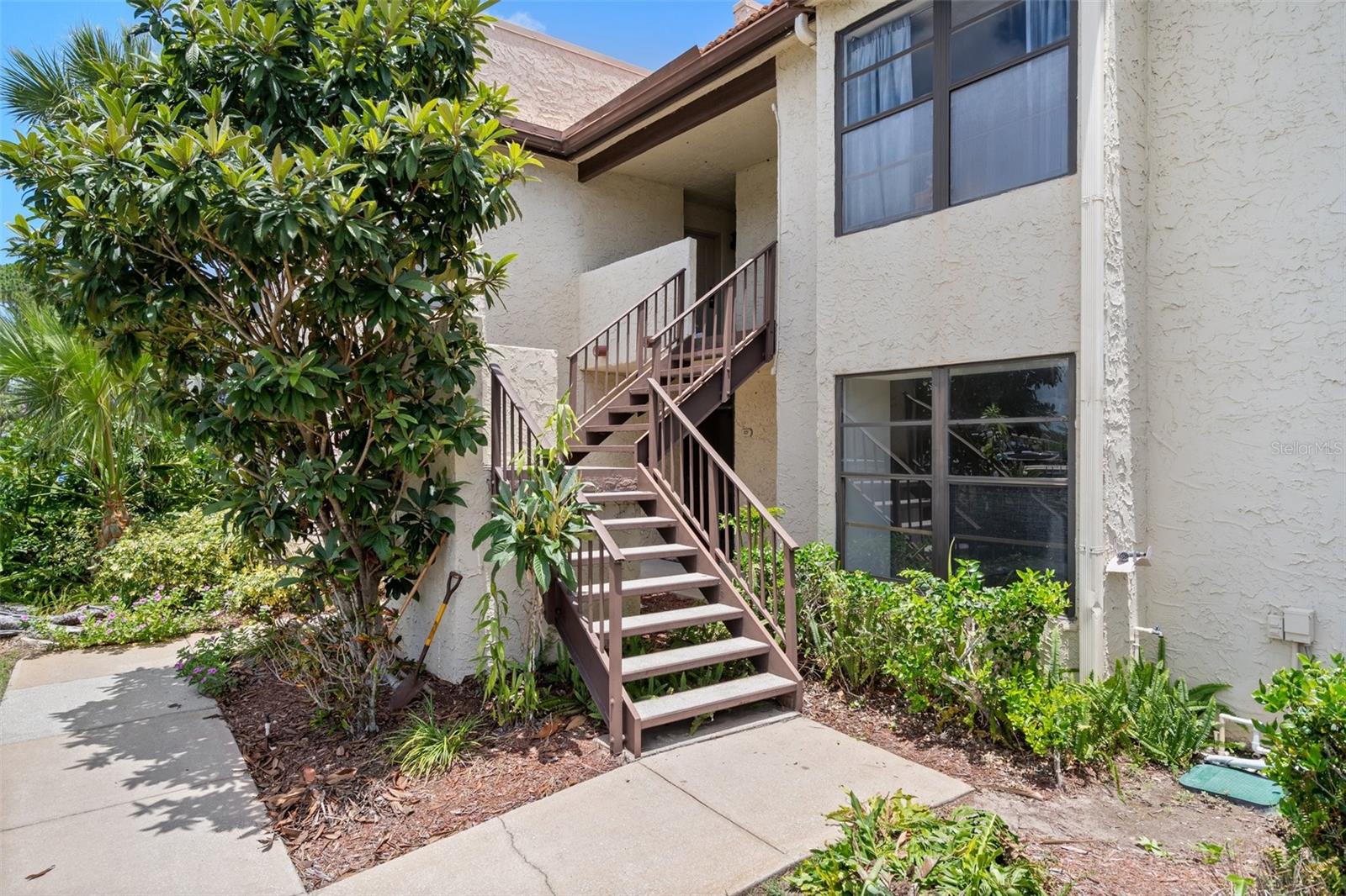 Image 28 of 50 For 2571 Cyprus Drive 1-202