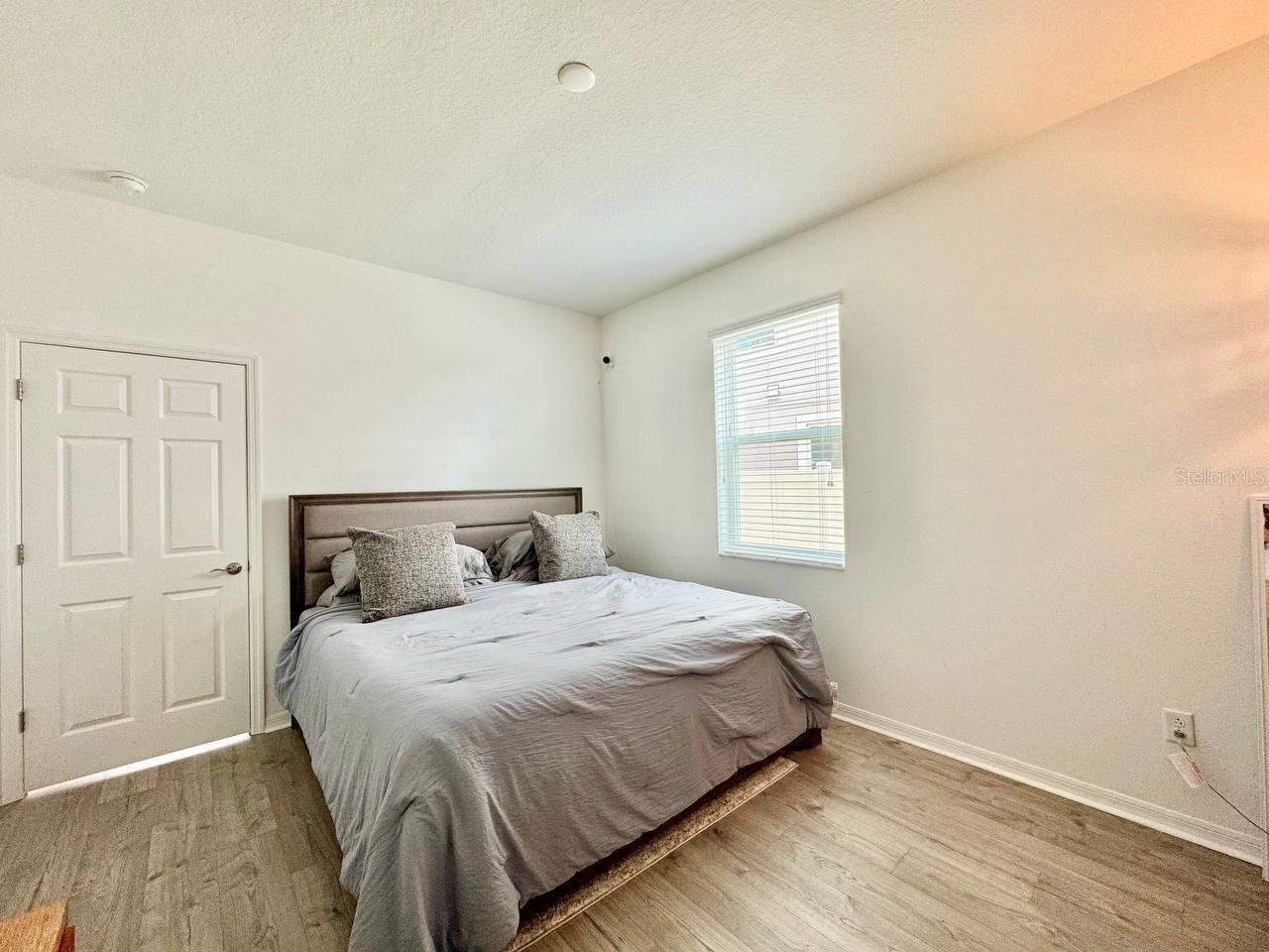 Image 21 of 54 For 5732 Newberry Pines Avenue