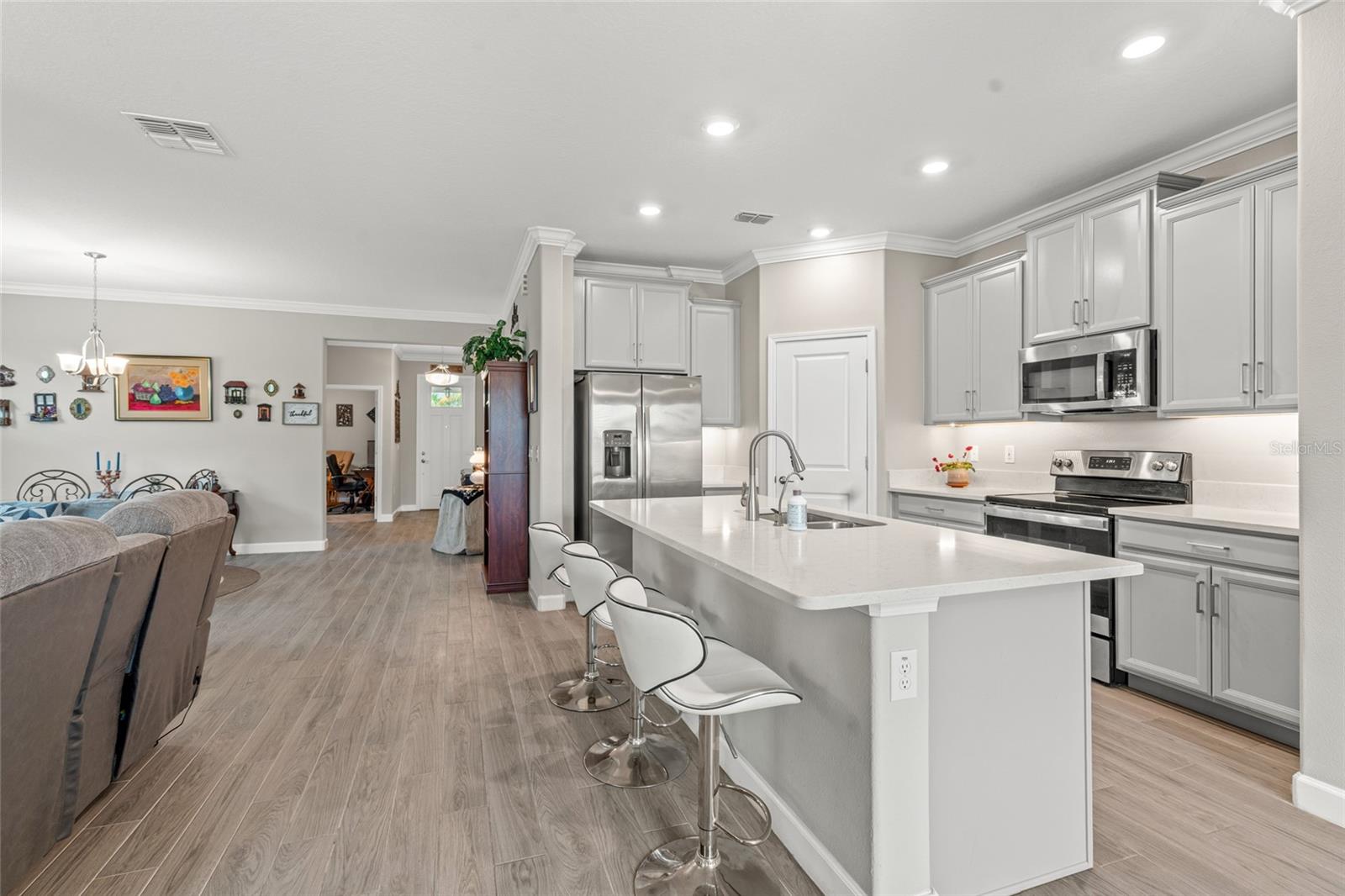 Listing photo id 14 for 31665 Magna Gulf Loop