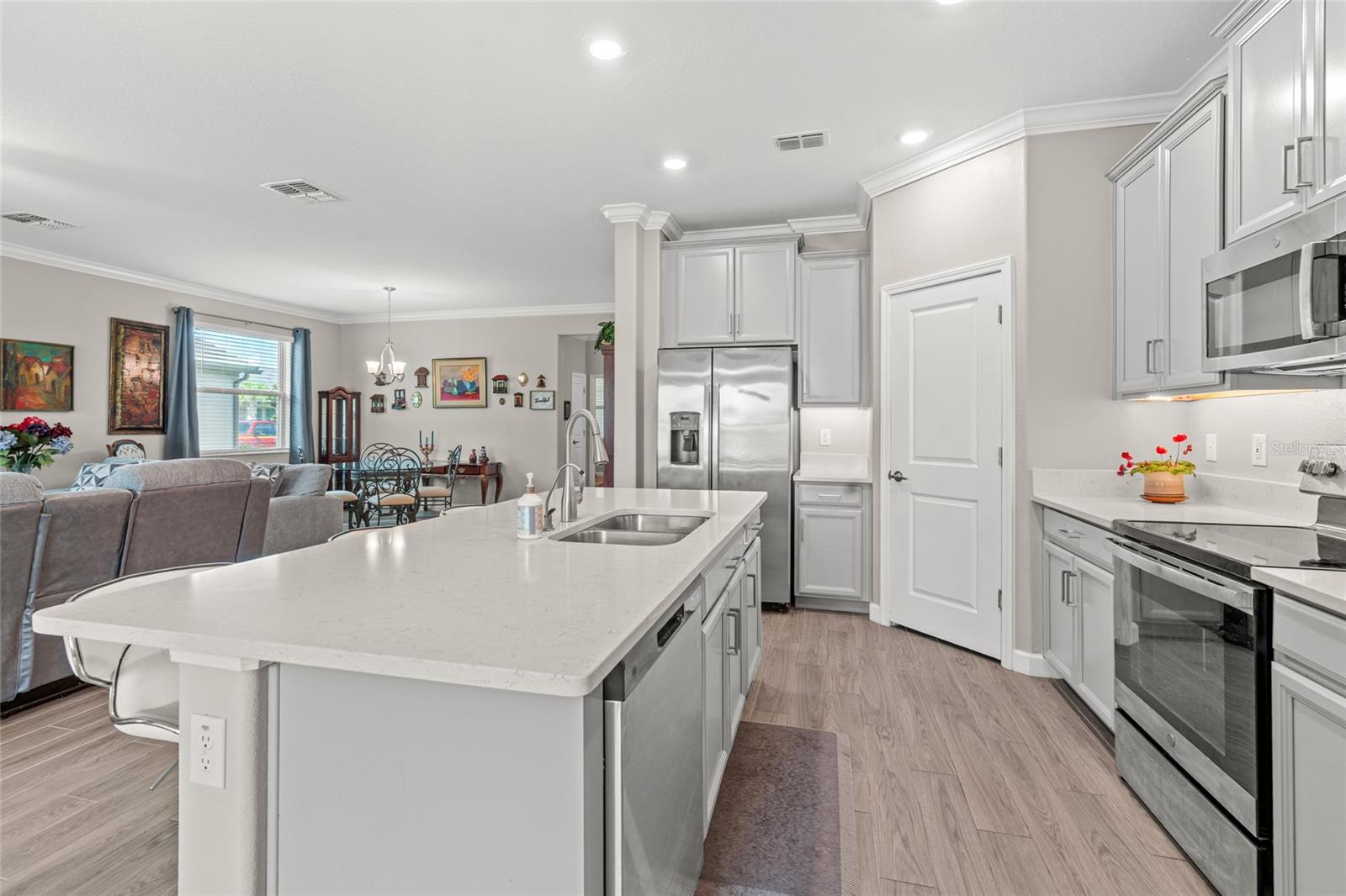 Listing photo id 15 for 31665 Magna Gulf Loop